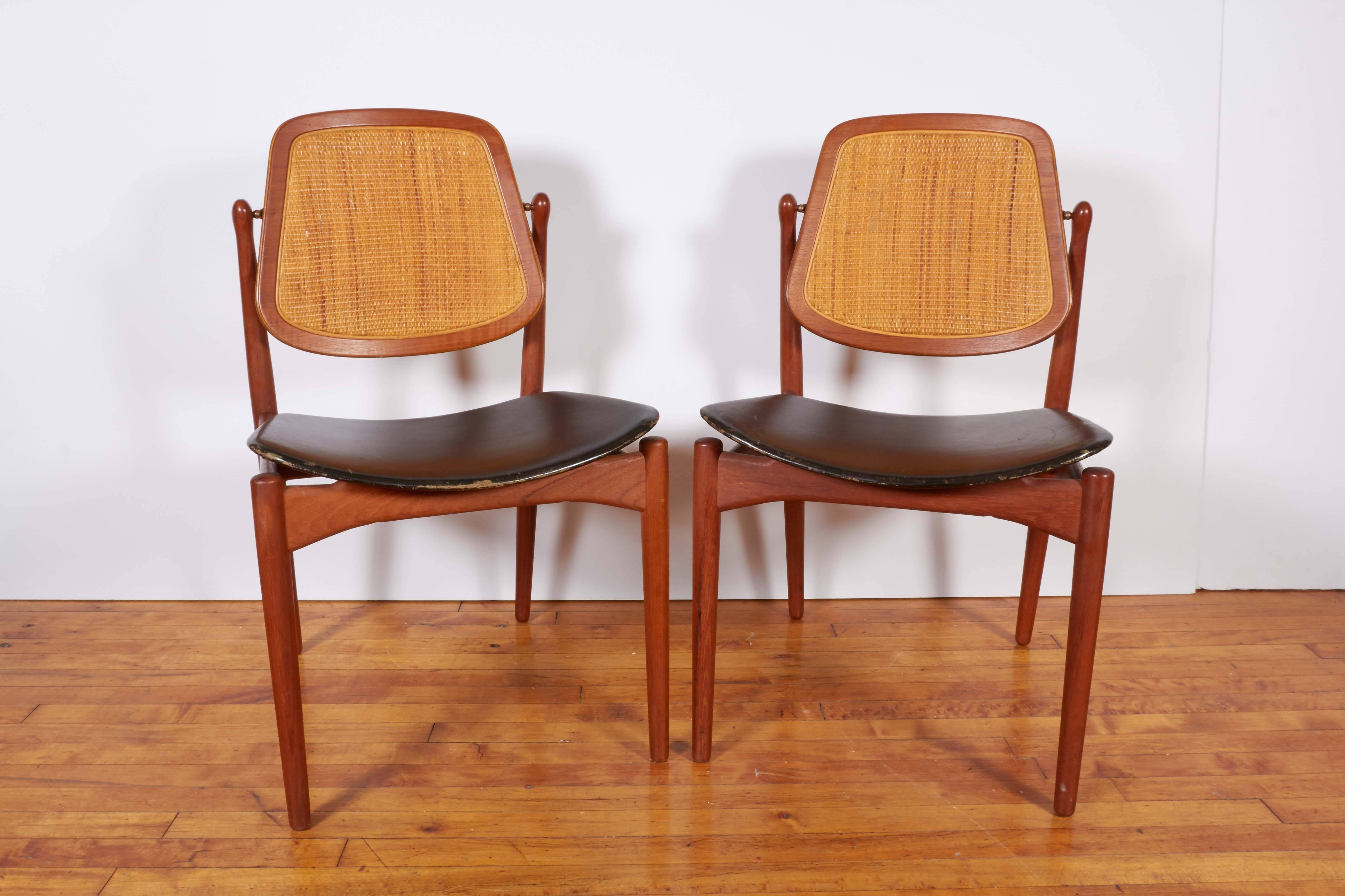 Mid-20th Century Set of Six Arne Vodder Dining Chairs for France & Daverkosen