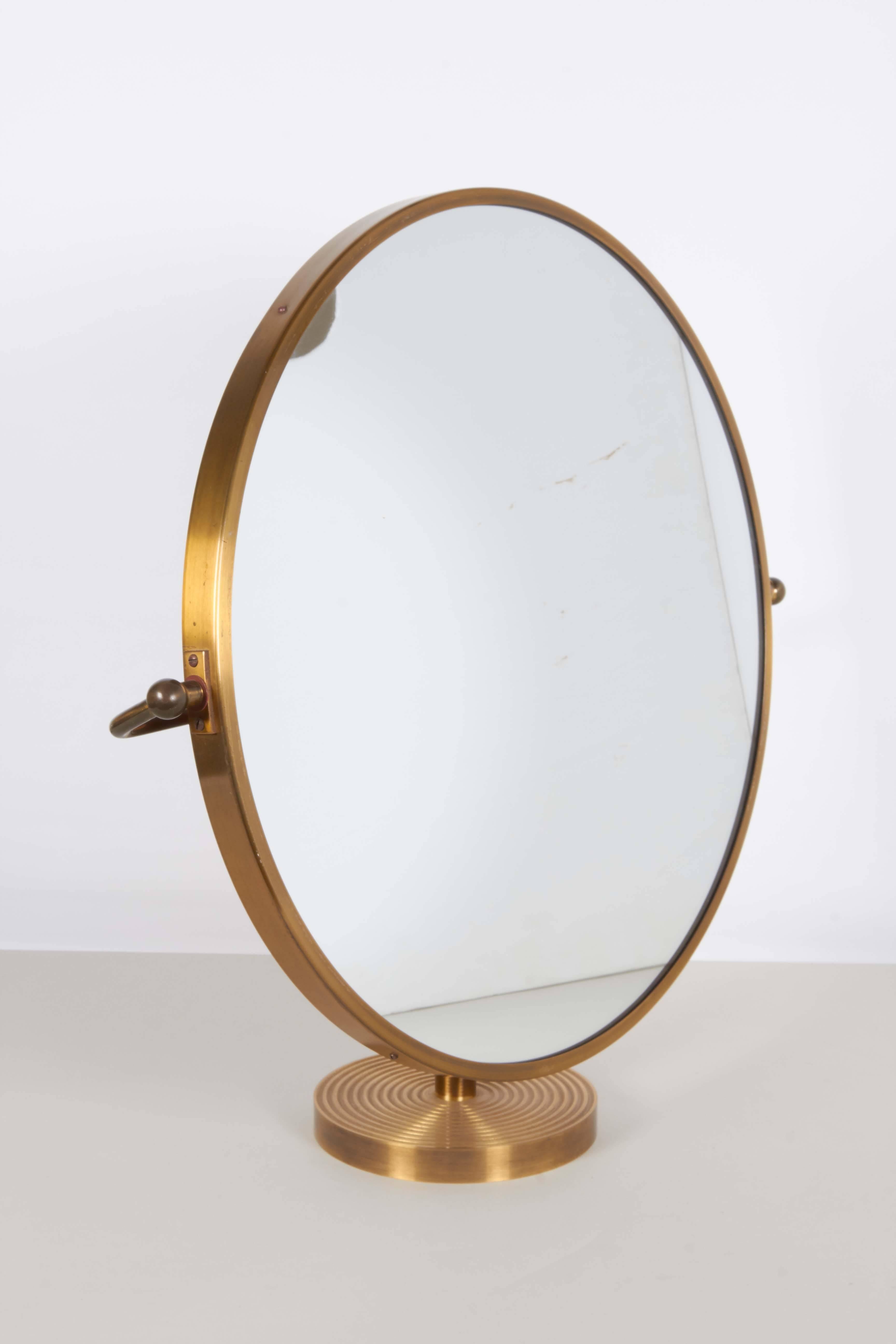 round table mirror with stand