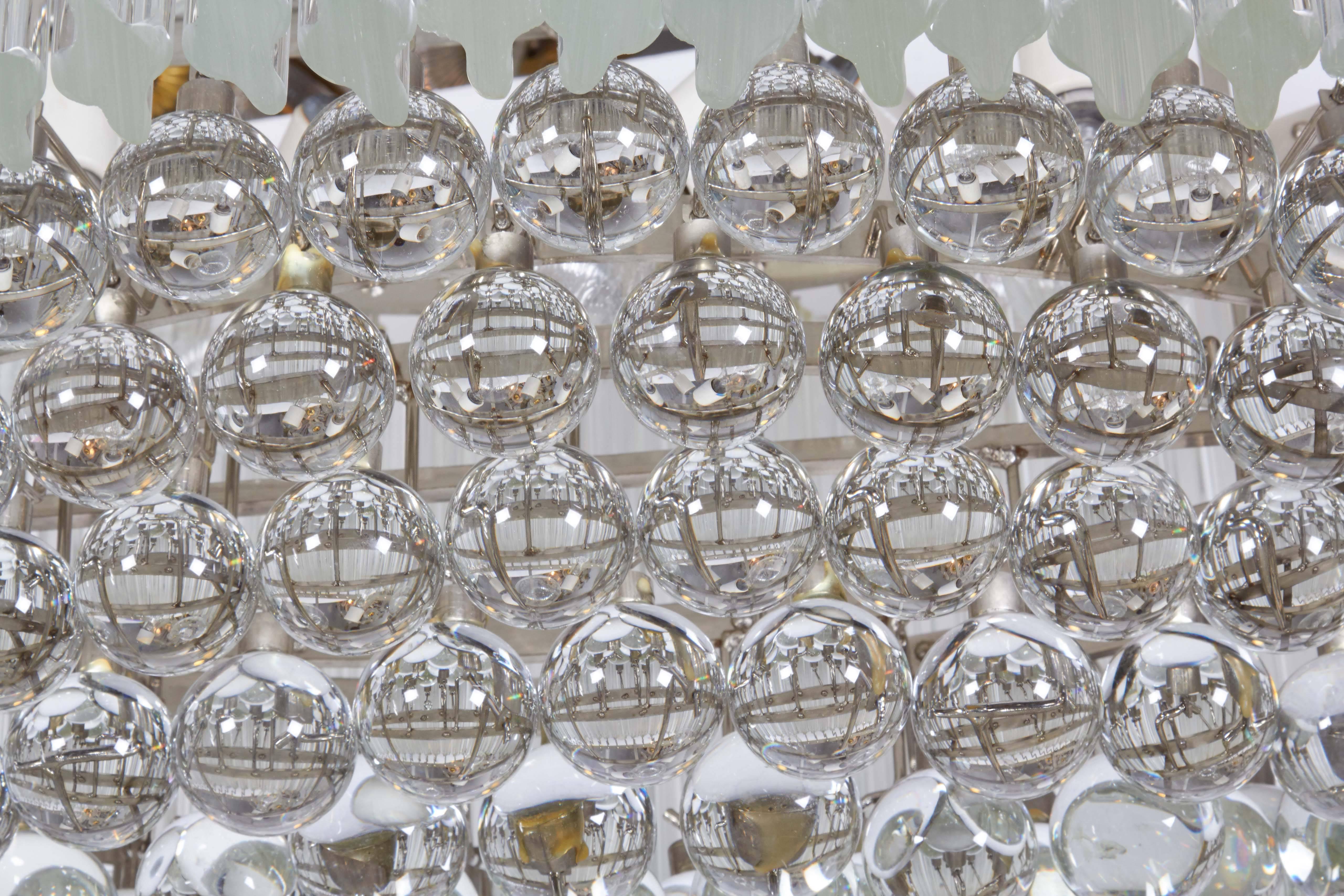 Late 20th Century Venini Quatro Punta Prism Oval Chandelier with Crystal Balls