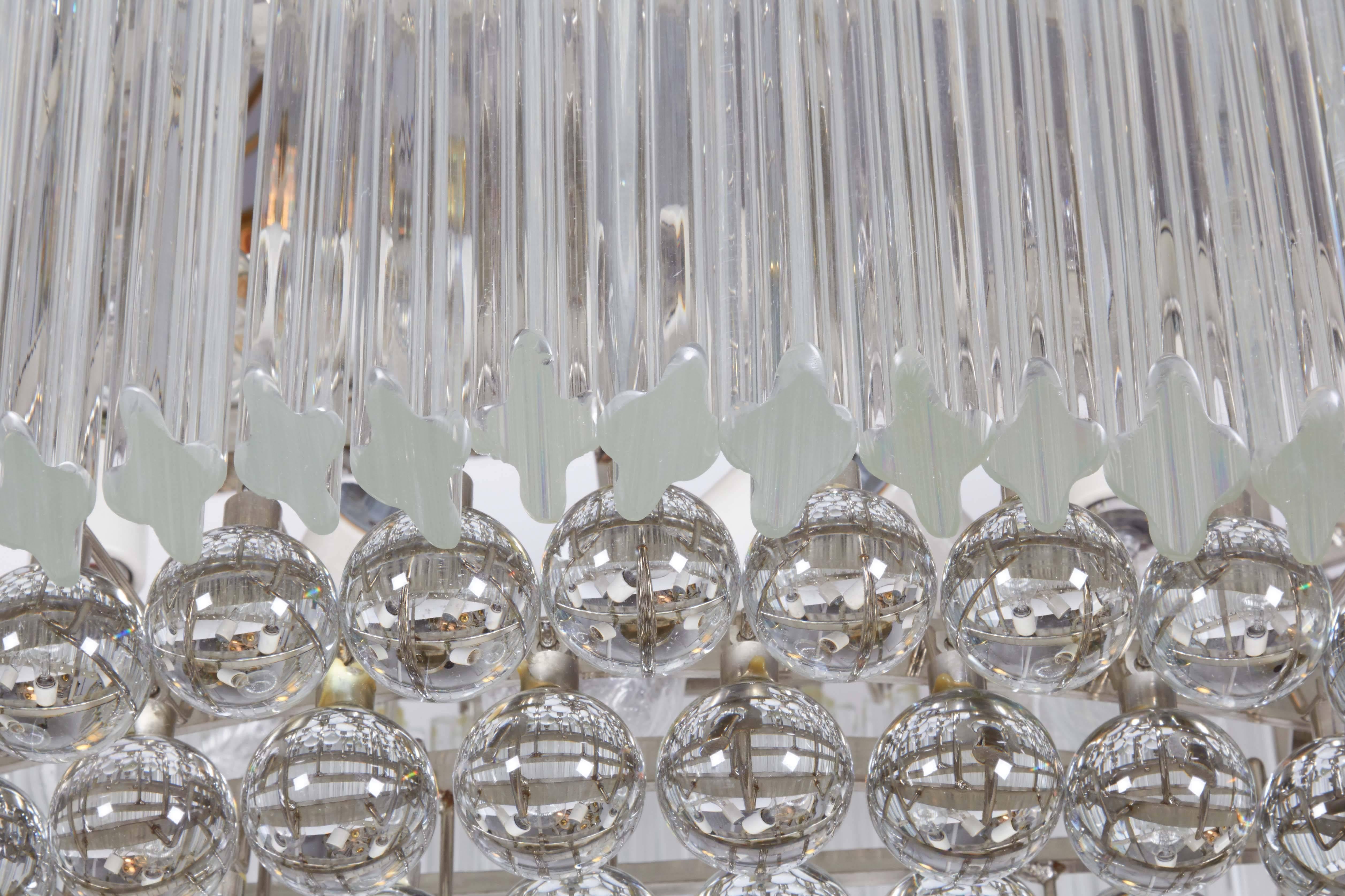 Metal Venini Quatro Punta Prism Oval Chandelier with Crystal Balls