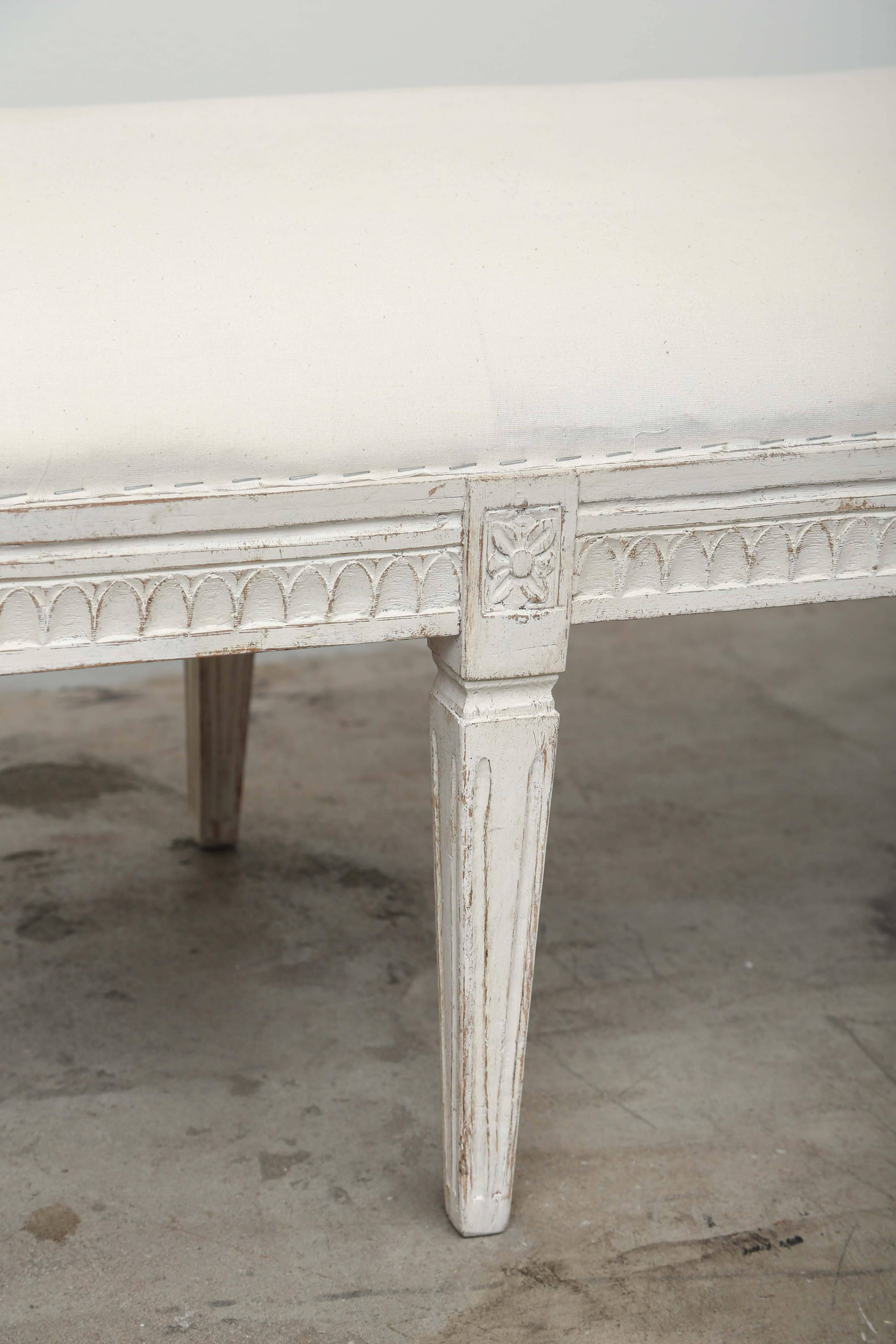 Antique Swedish Painted Gustavian Bench, Mid-19th Century In Good Condition In West Palm Beach, FL