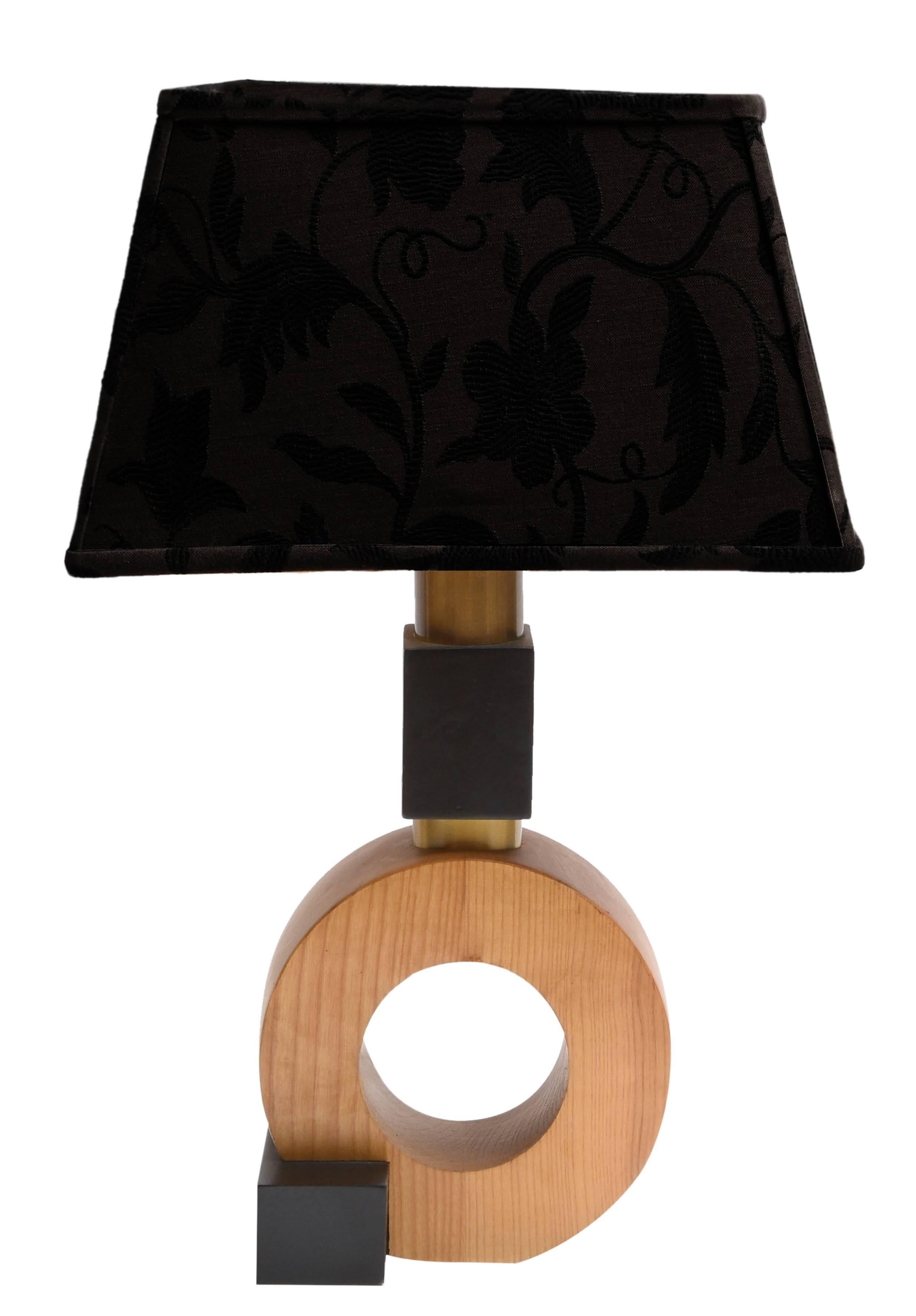Geometric table lamp.