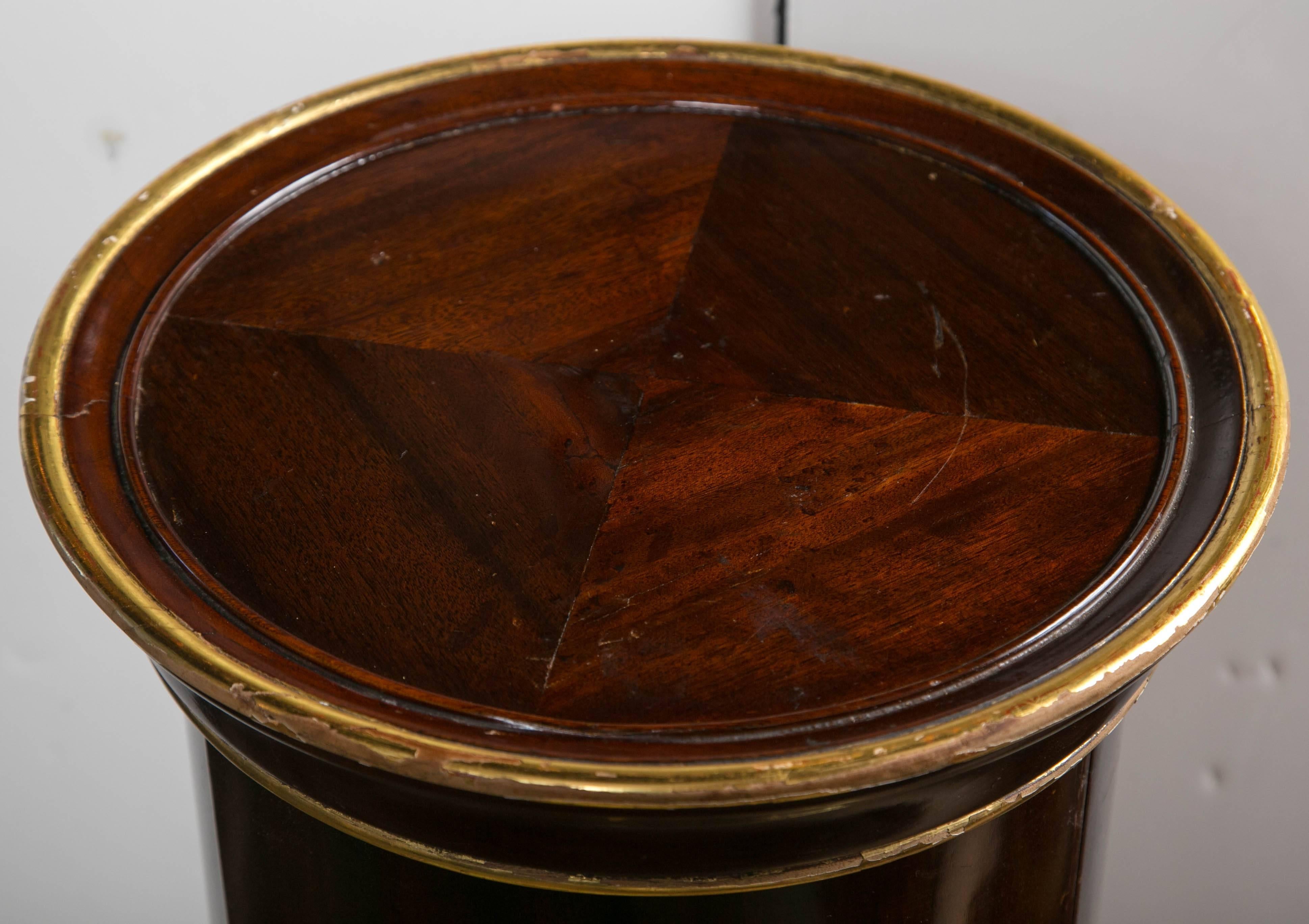 Mahogany and Gilt Period French Empire Po Table In Good Condition In Woodbury, CT