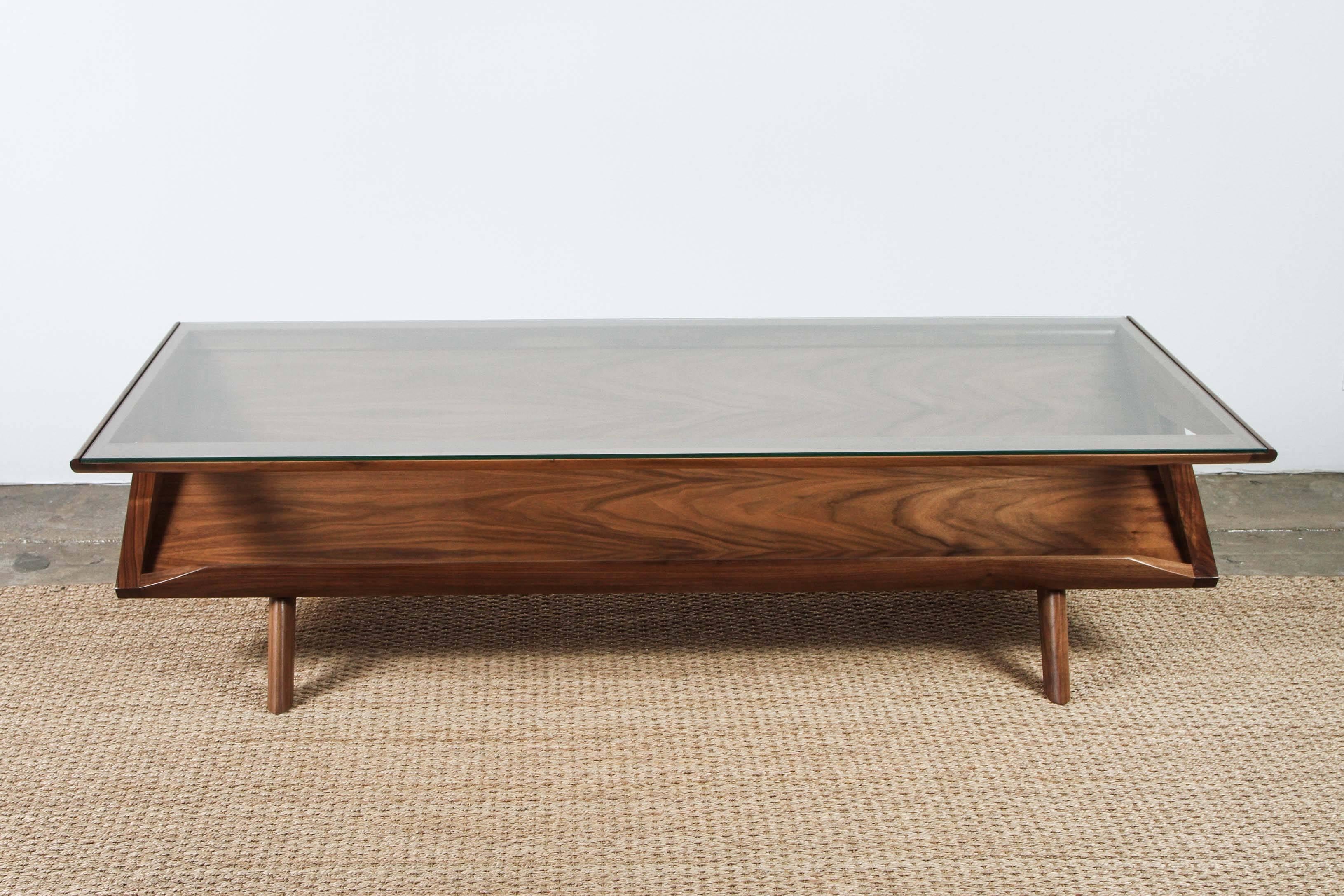 Mid-Century Style Walnut Magazine Coffee Table For Sale 1