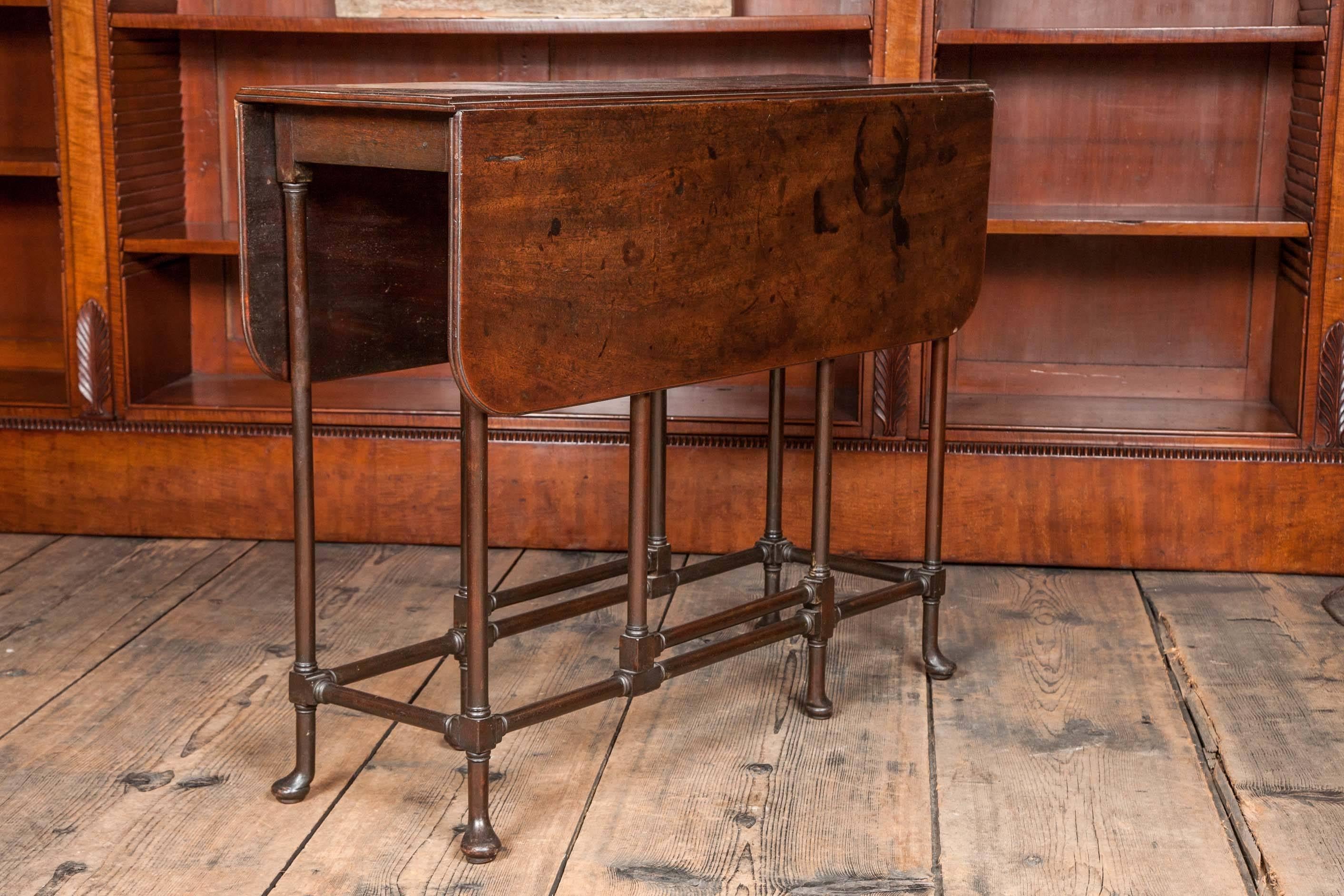 George II Mahogany Spider Leg Drop-Leaf Table 4