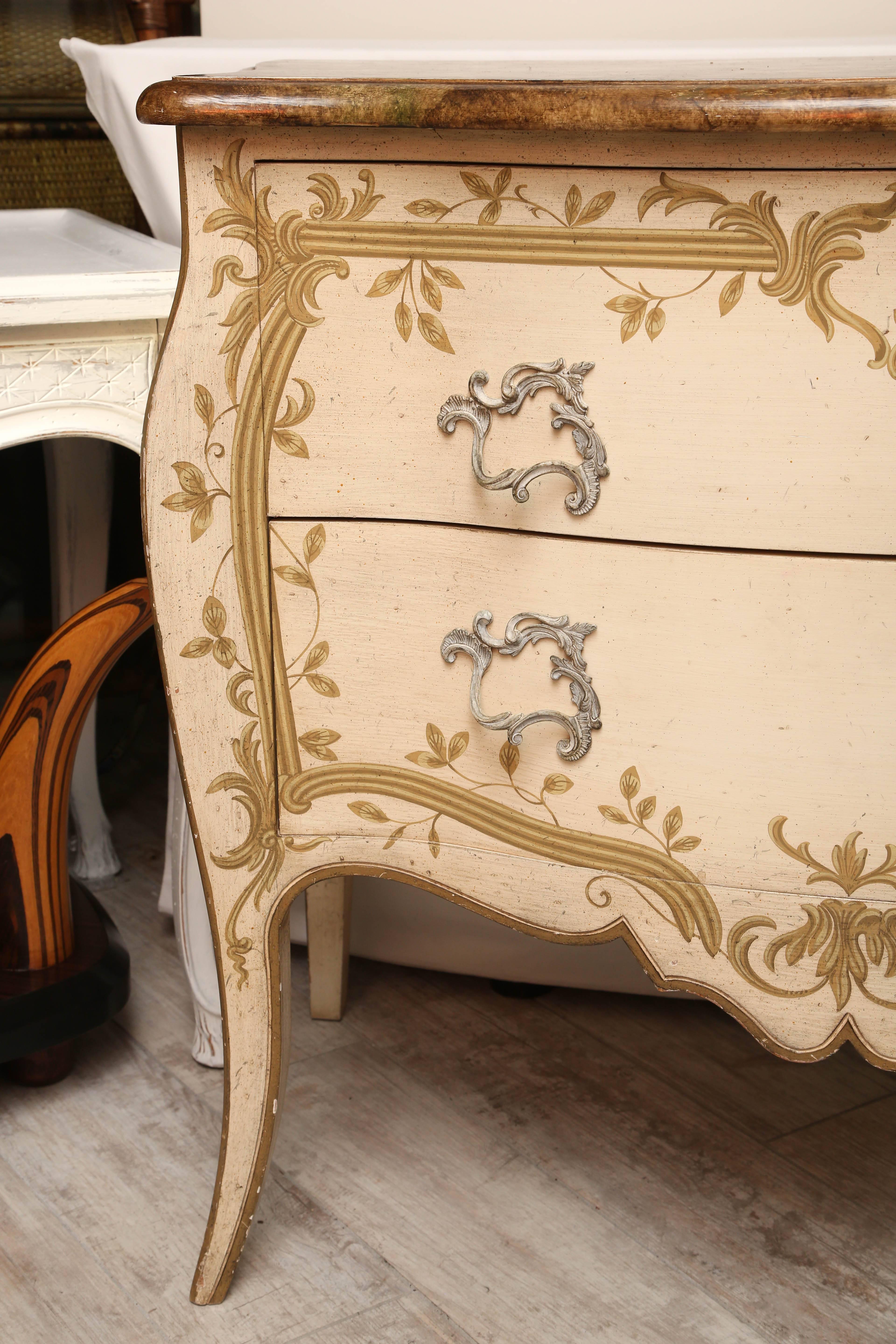 Louis XV Style Painted Commode by Baker In Good Condition For Sale In West Palm Beach, FL