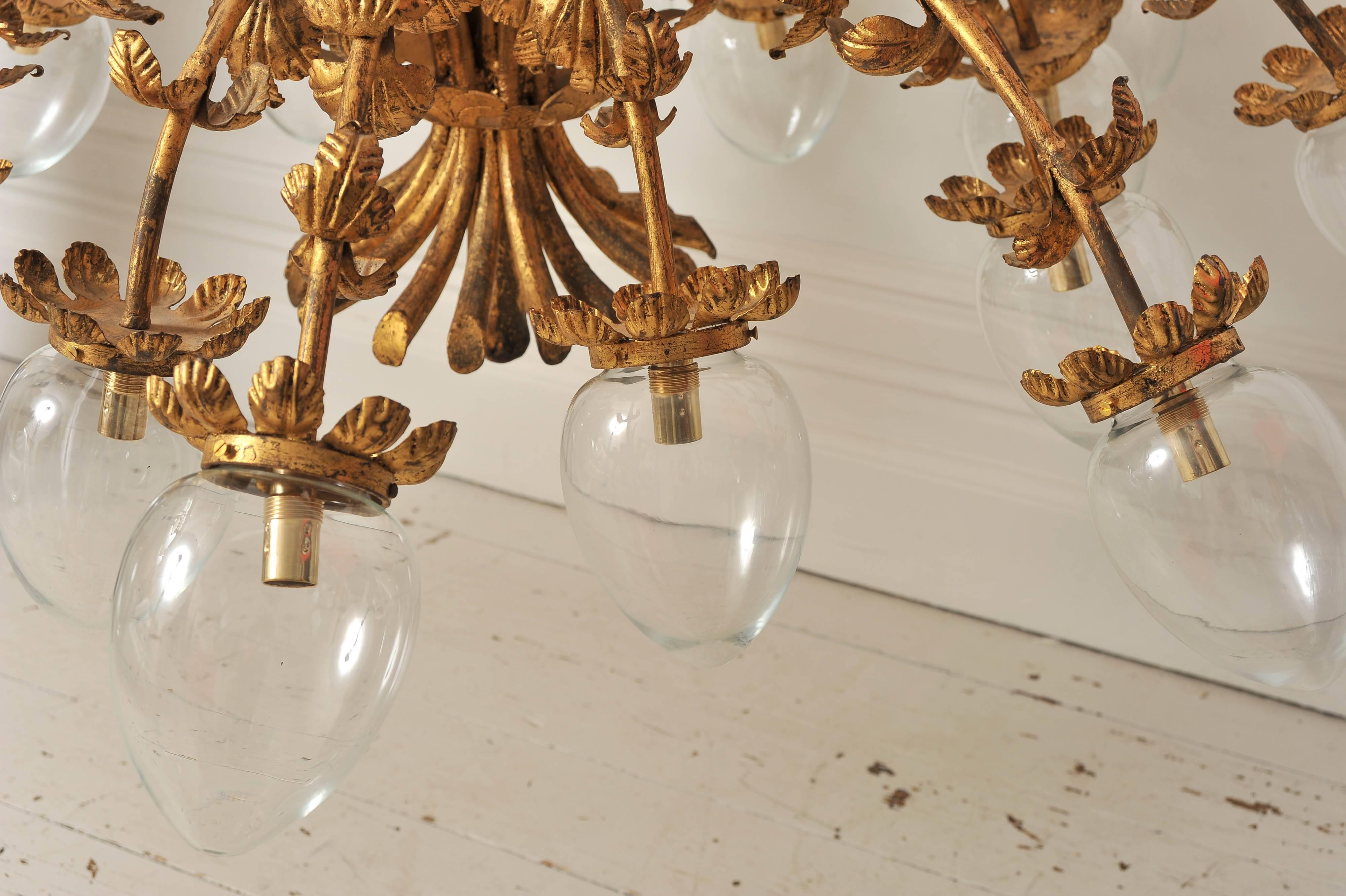 Magnificent 1940s, Spanish 16 Arm Gold Toleware Chandelier In Good Condition In Kent, GB