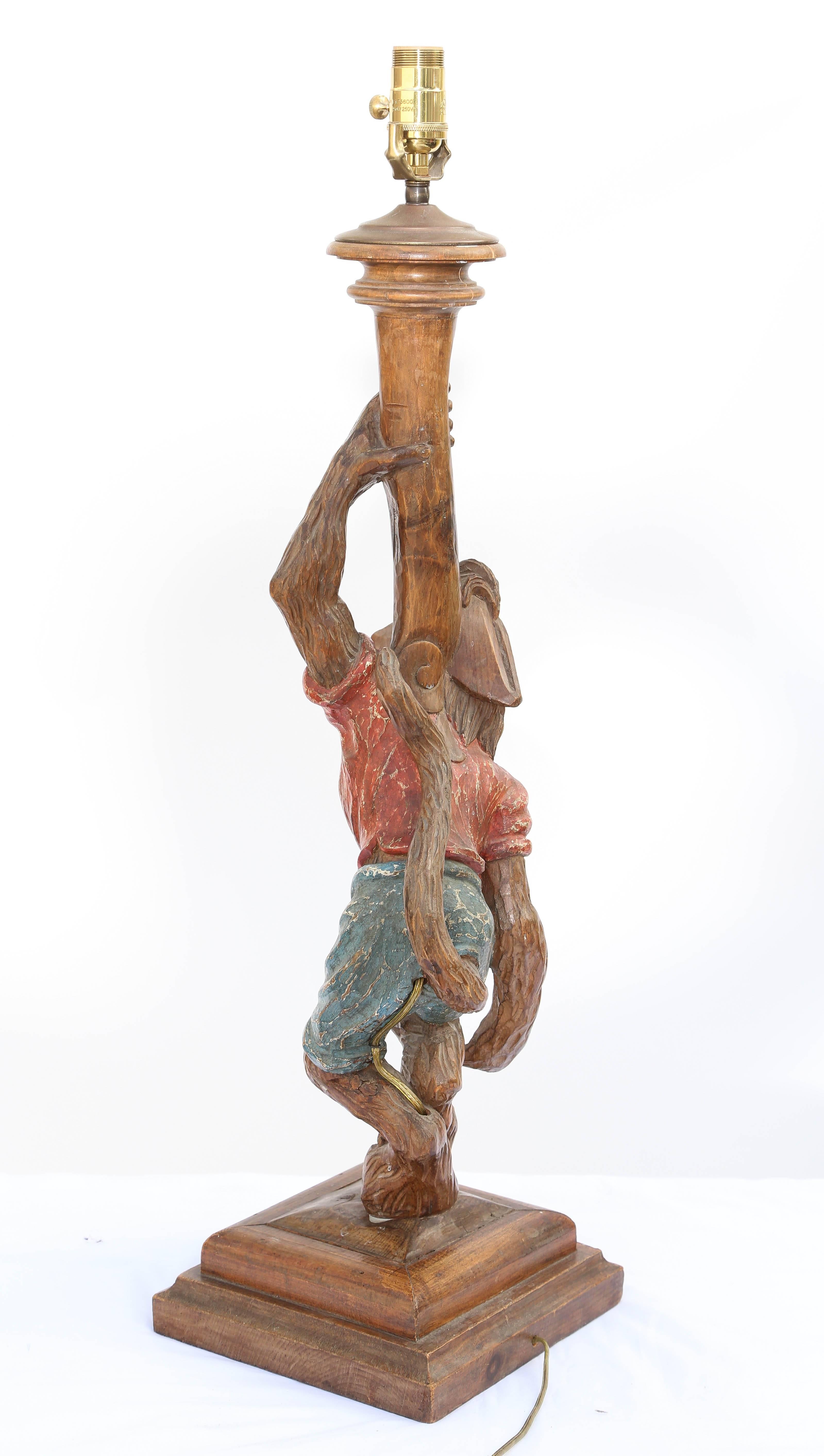 Polychromed Carved Wood Monkey Figural Lamp In Excellent Condition For Sale In West Palm Beach, FL