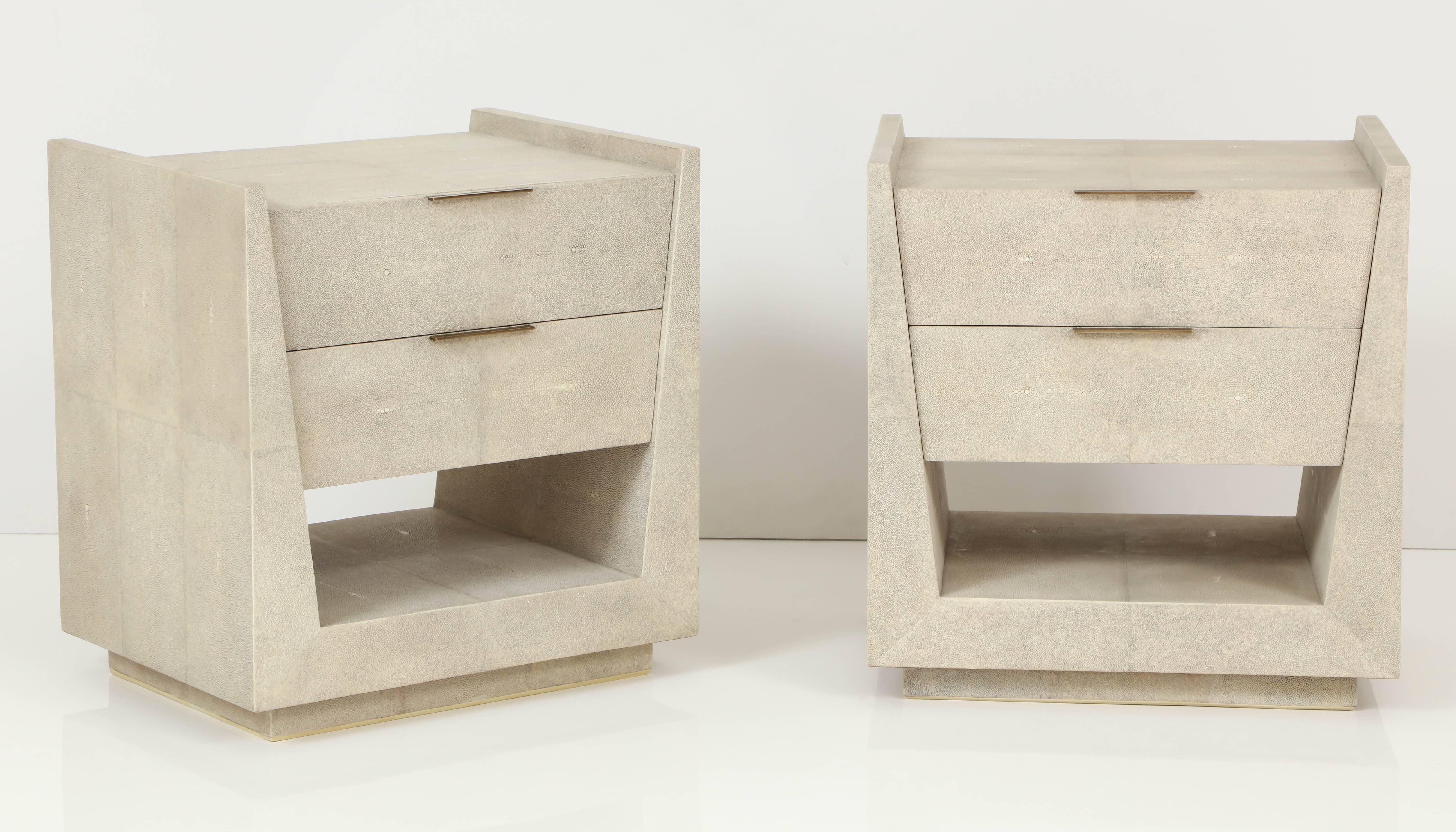 Pair of beautifully designed cream shagreen side tables or nightstands with brass handles, designed in France. Production time is 15-16 weeks plus delivery.