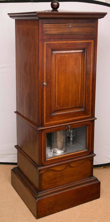 1920s Mahogany Dry Bar, Complete with Humidor and Game Compendium For Sale 3