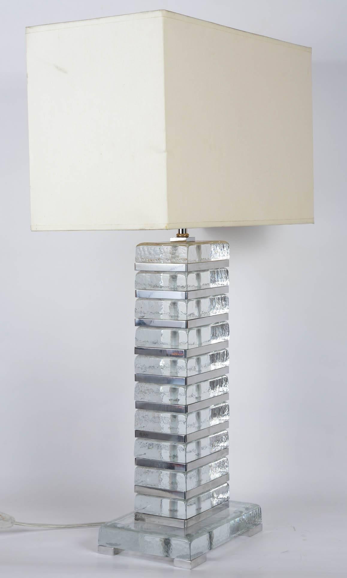 Coppia di lampade in vetro di Murano con metallo cromato In condizioni buone in vendita a Bois-Colombes, FR