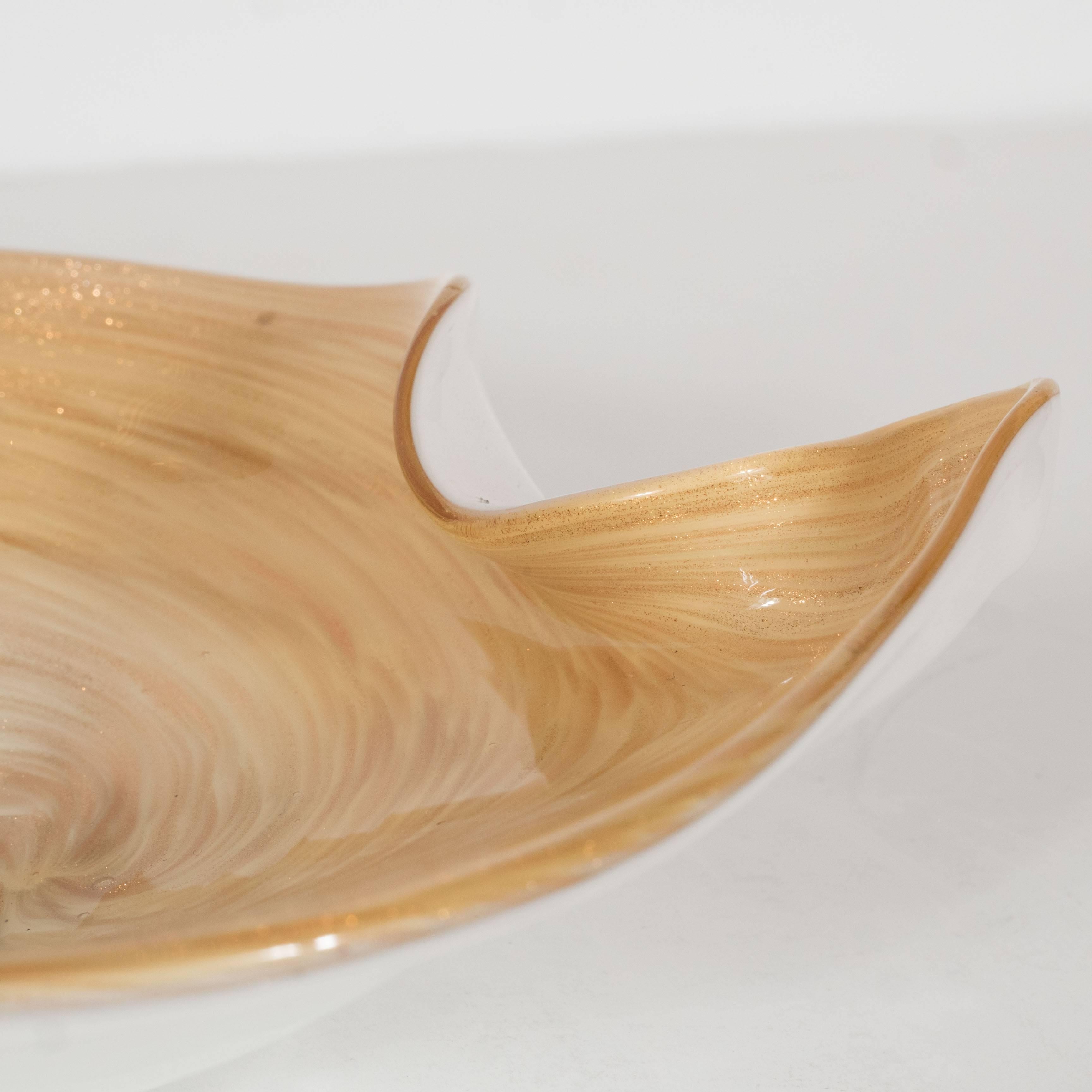 Mid-Century Modernist Murano Swirl Palette Bowl in 24-Karat Gold Dust and Cream 2