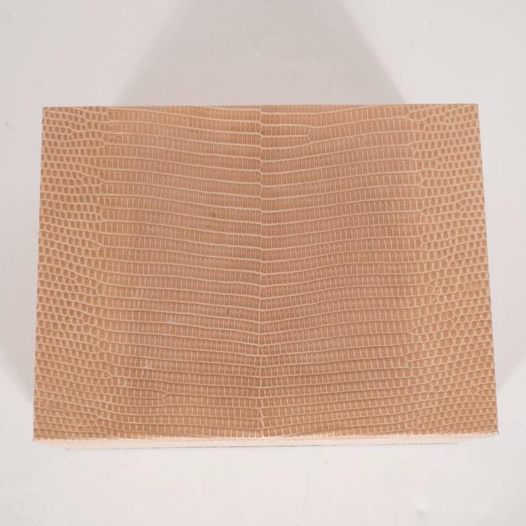 Chic Modernist Lizard Skin Wrapped Box in Natural Tones In Excellent Condition For Sale In New York, NY