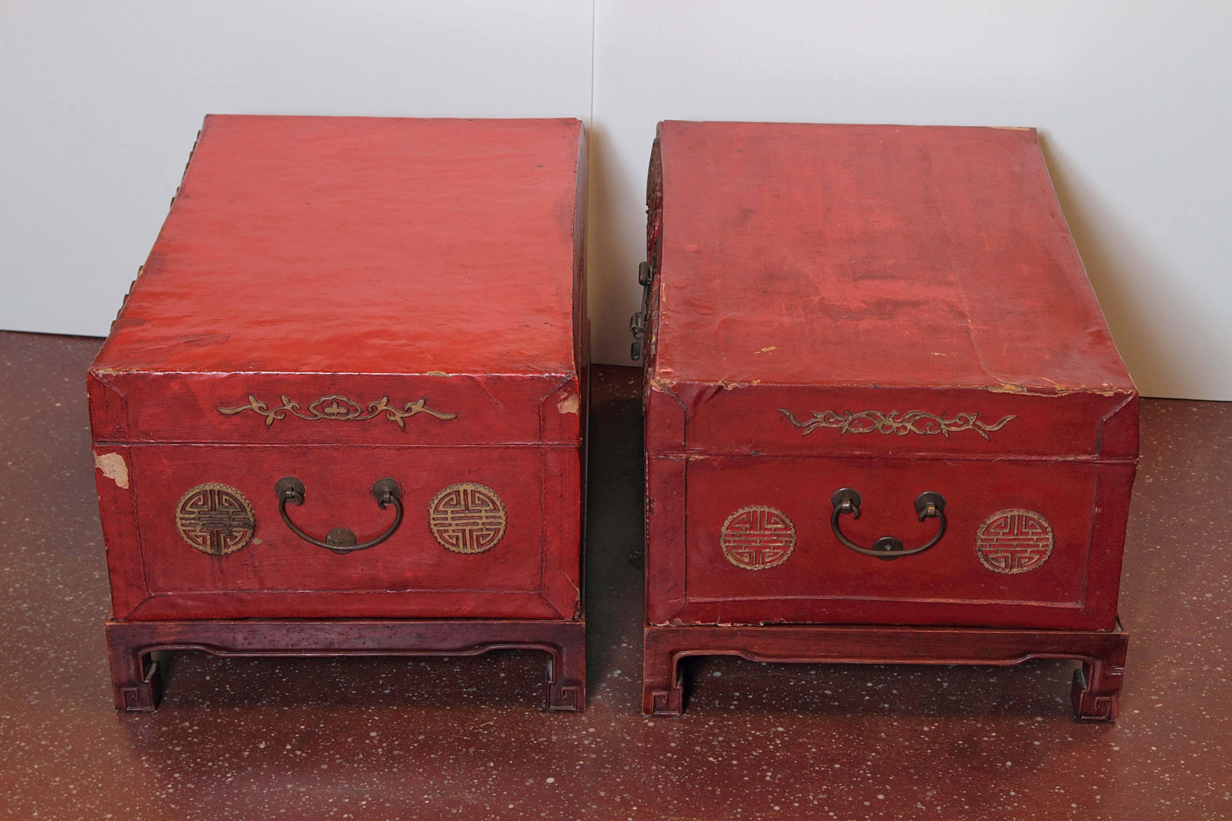 Pair of Early 20th Century Chinese Red Lacquered Leather Trunks on Stands In Good Condition In Dallas, TX