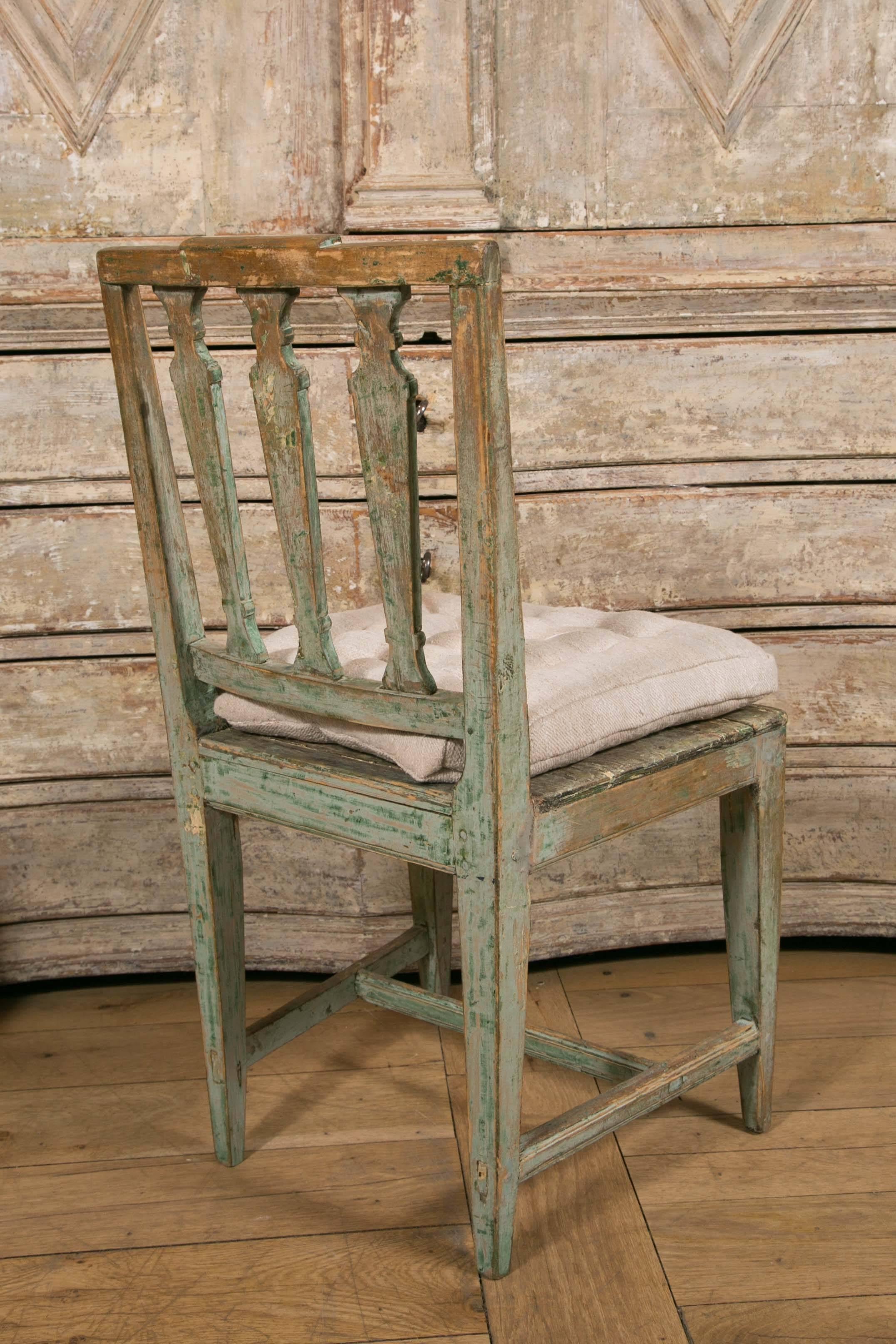 Pair of Swedish Gustavian Chairs with Green Patina of Origin For Sale 1
