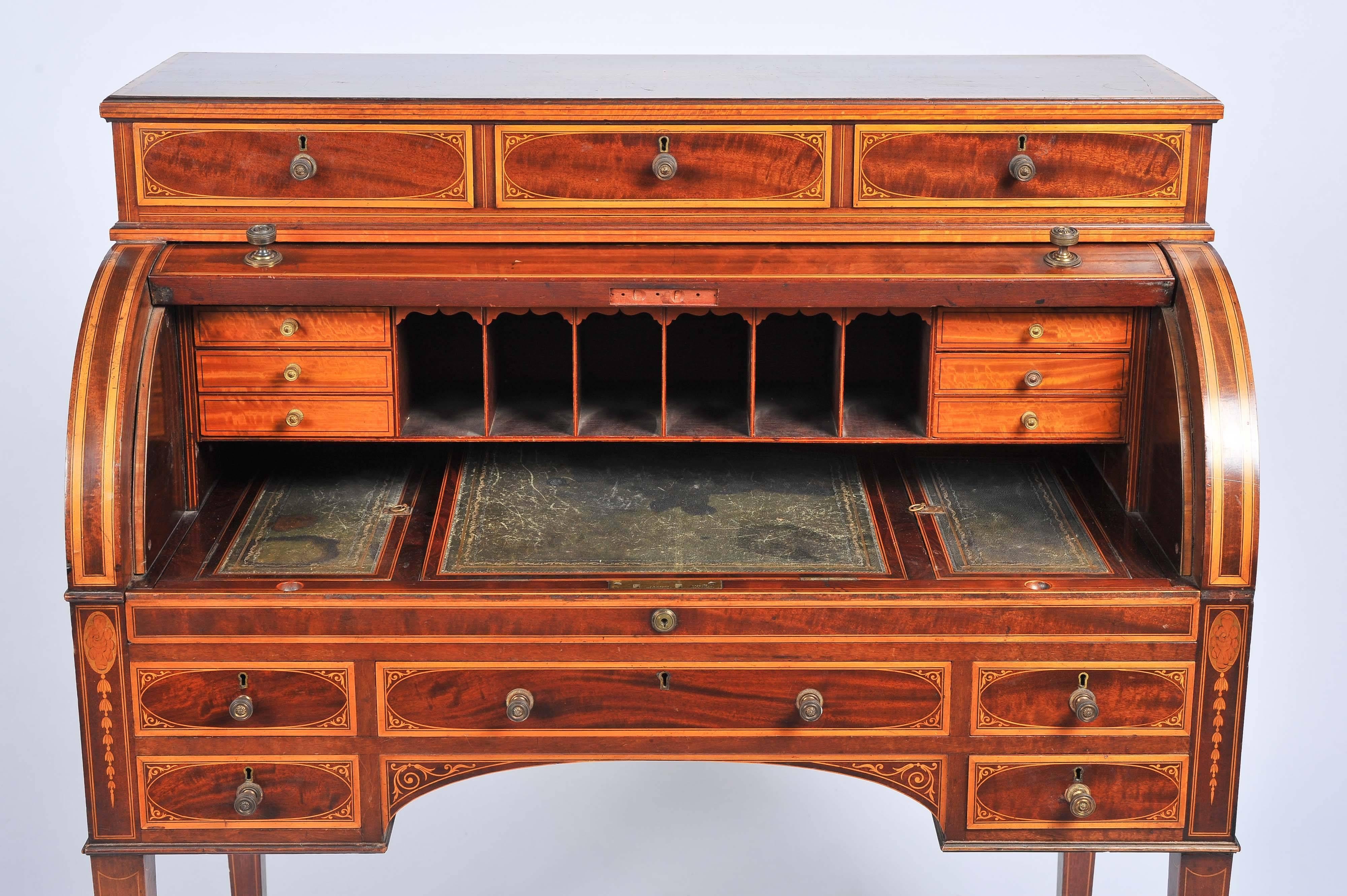 Edwardian Mahogany Inlaid Cylinder Desk In Good Condition In Brighton, Sussex