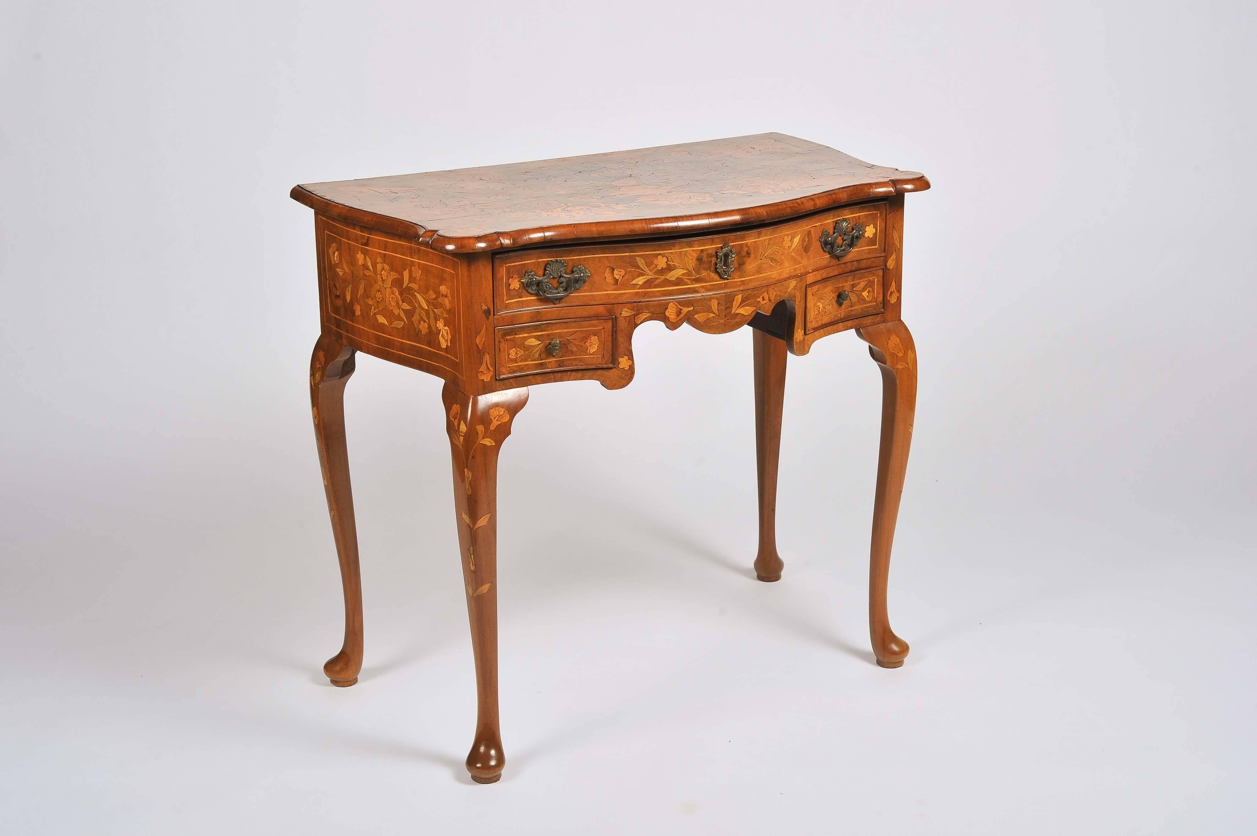 18th Century Dutch Marquetry Side Table 3