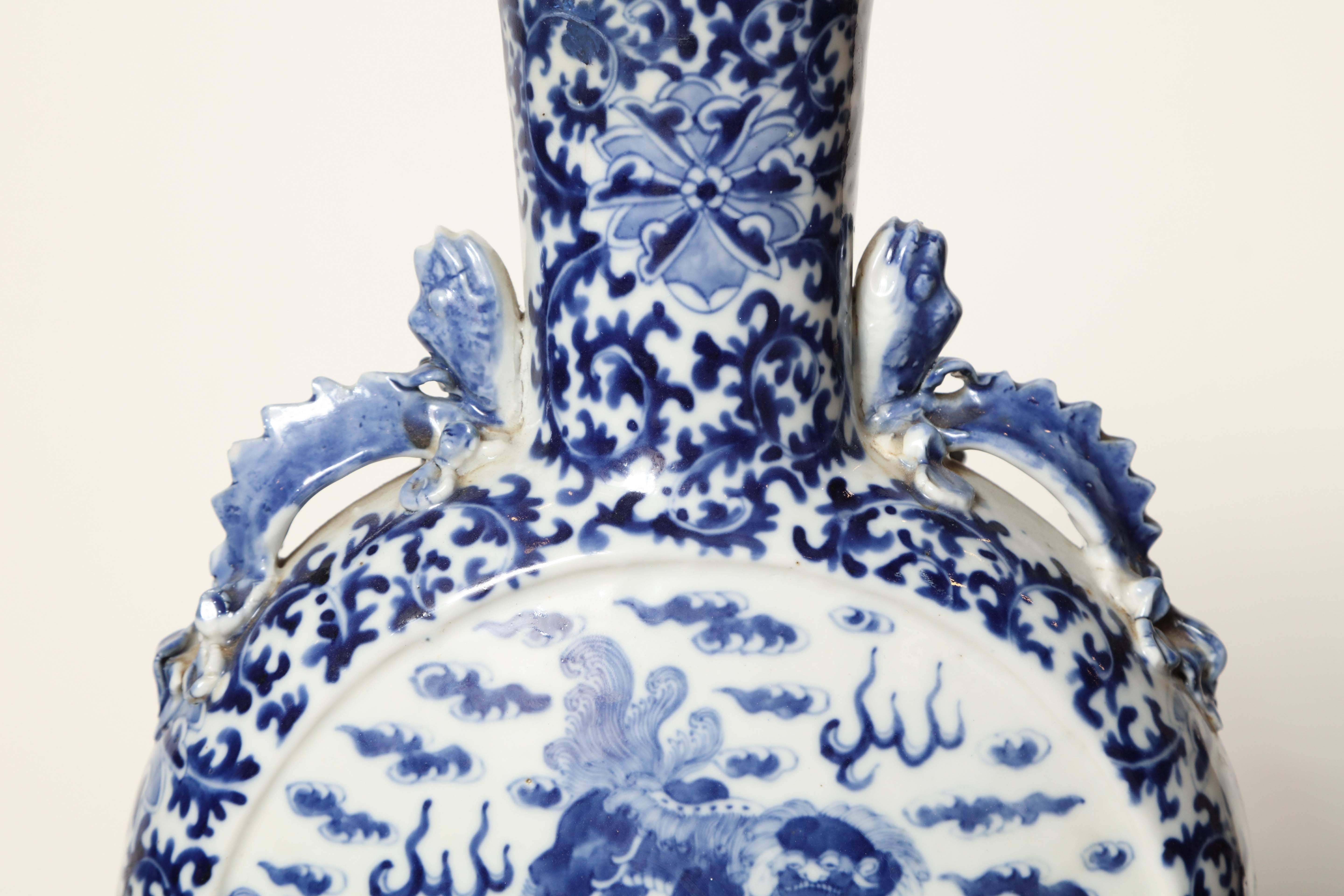 19th Century Chinese, Blue and White Moon Flask In Excellent Condition In New York, NY