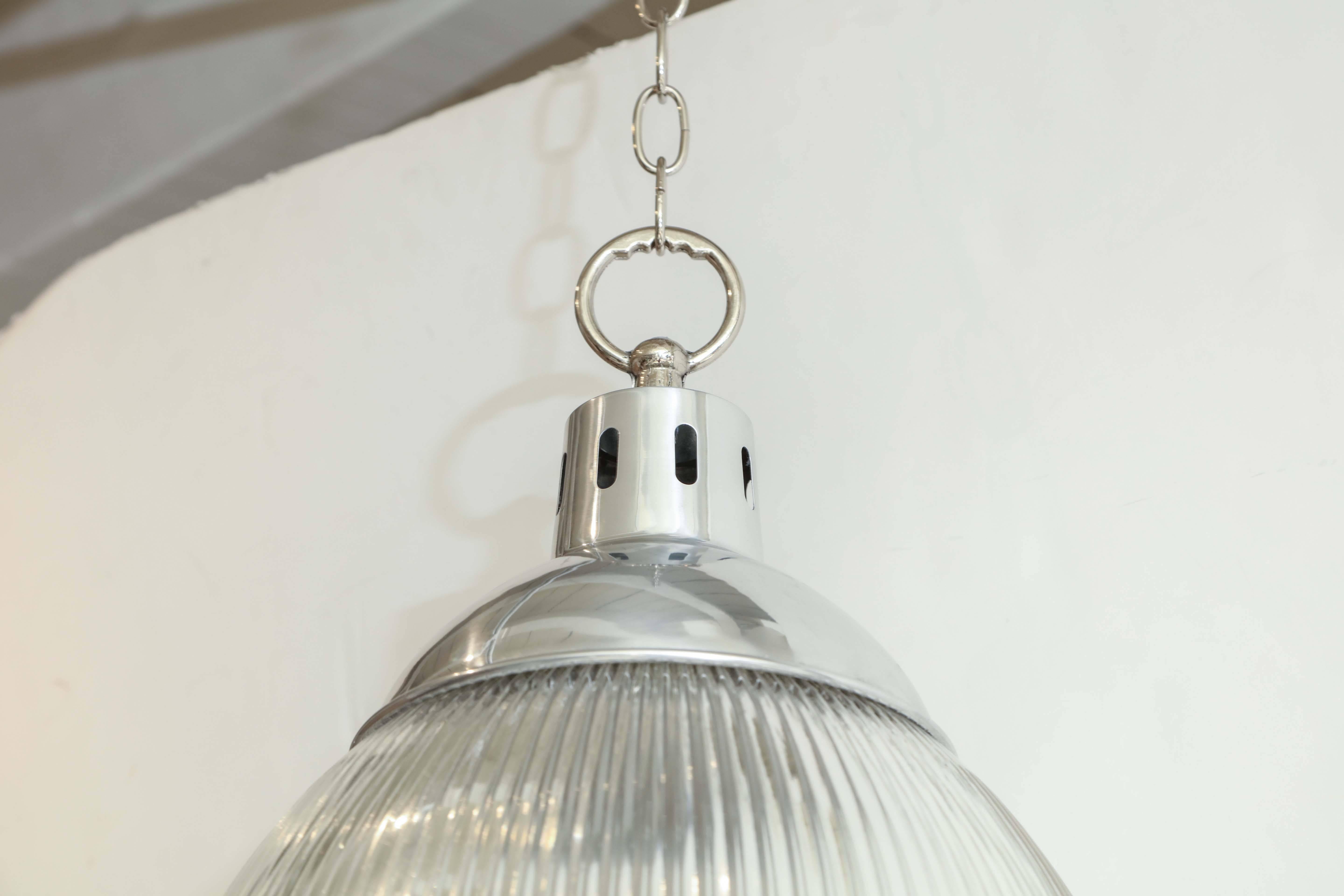 Pair of 1940s English Halophane and Aluminium Pendant Light Fixtures In Excellent Condition For Sale In New York, NY