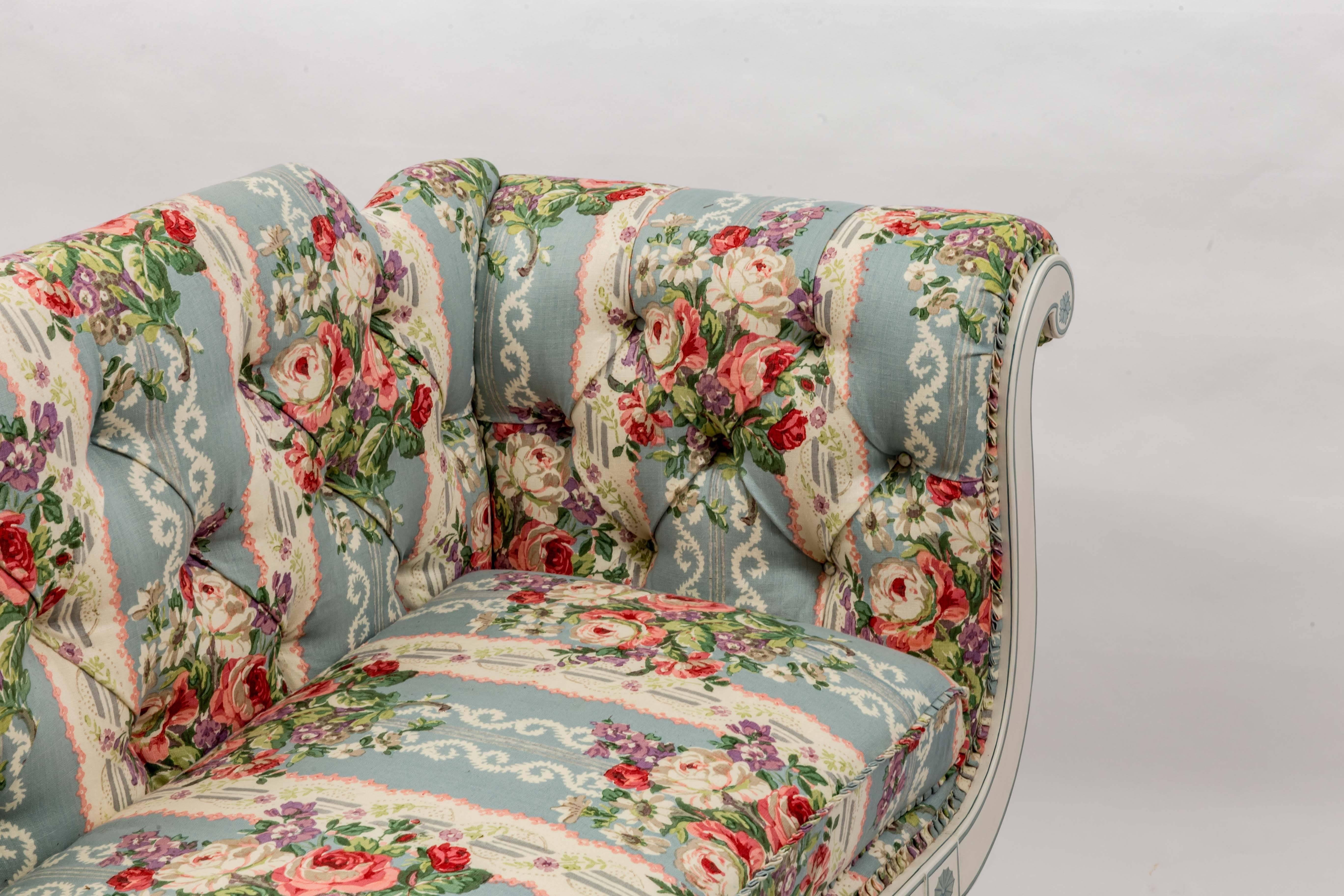 19th Century English Regency Settee in Floral Linen Print Fabric 4