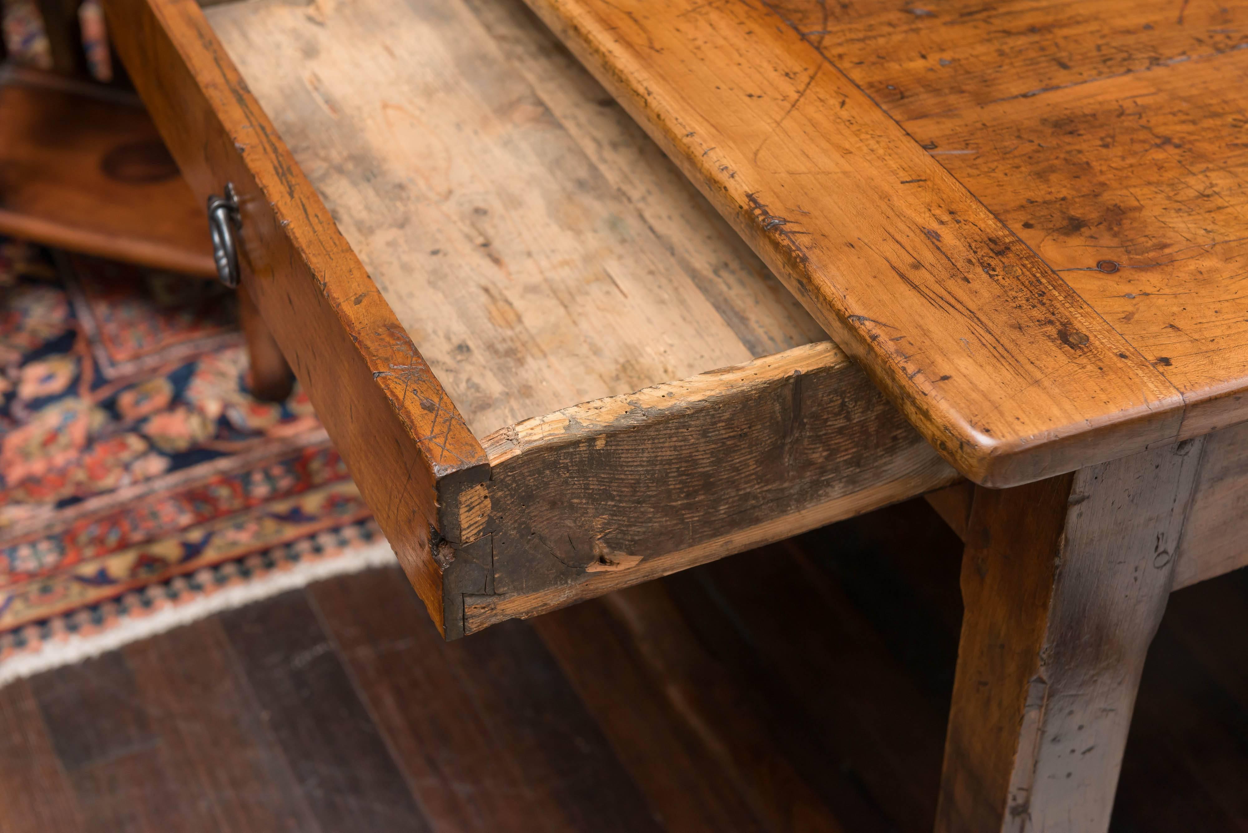 Country Late 18th Century French Walnut Dining / Farm Table