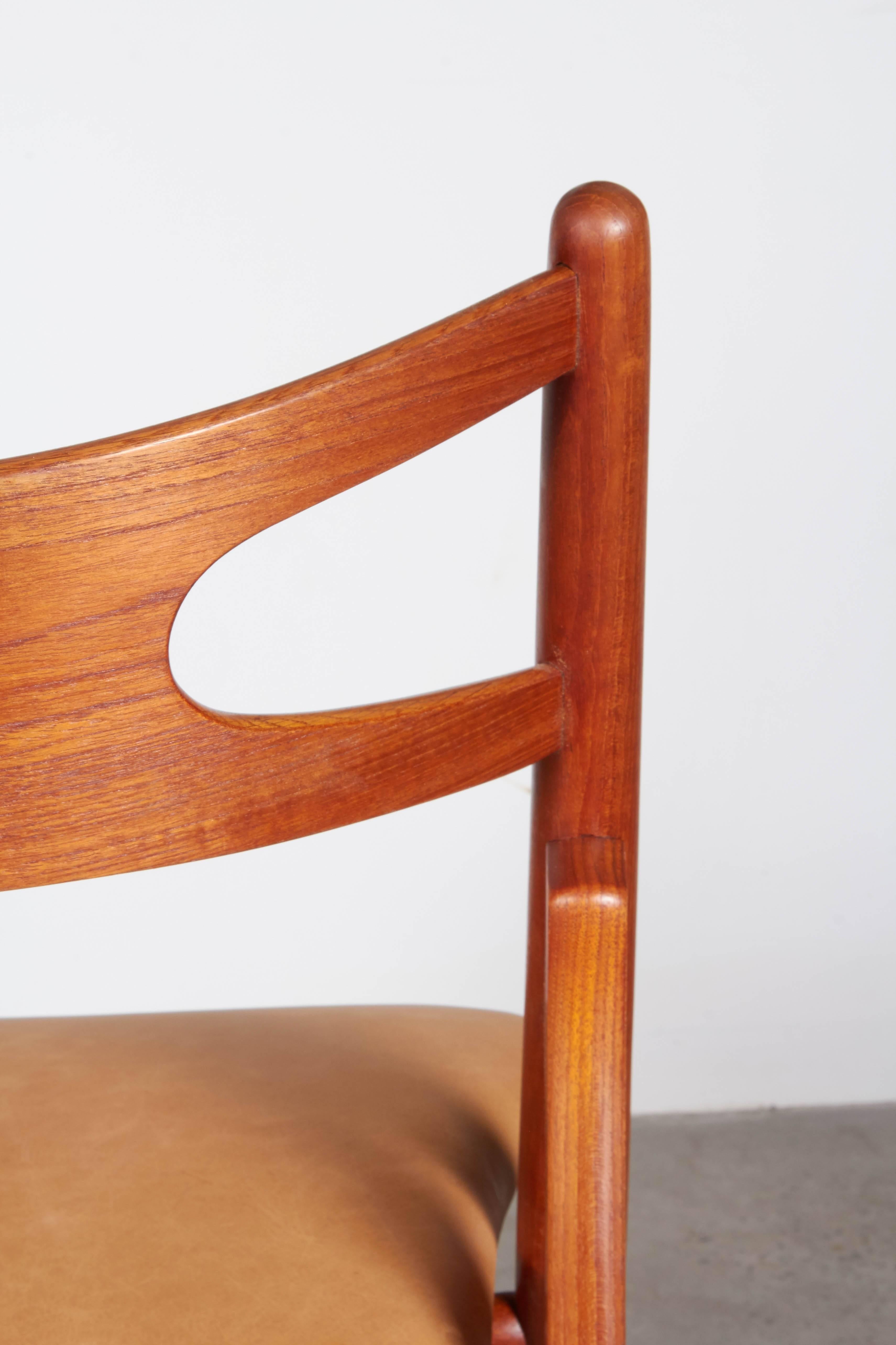 Leather Teak Dining Chairs by Hans Wegner Sawbuck CH29, Set of Six For Sale