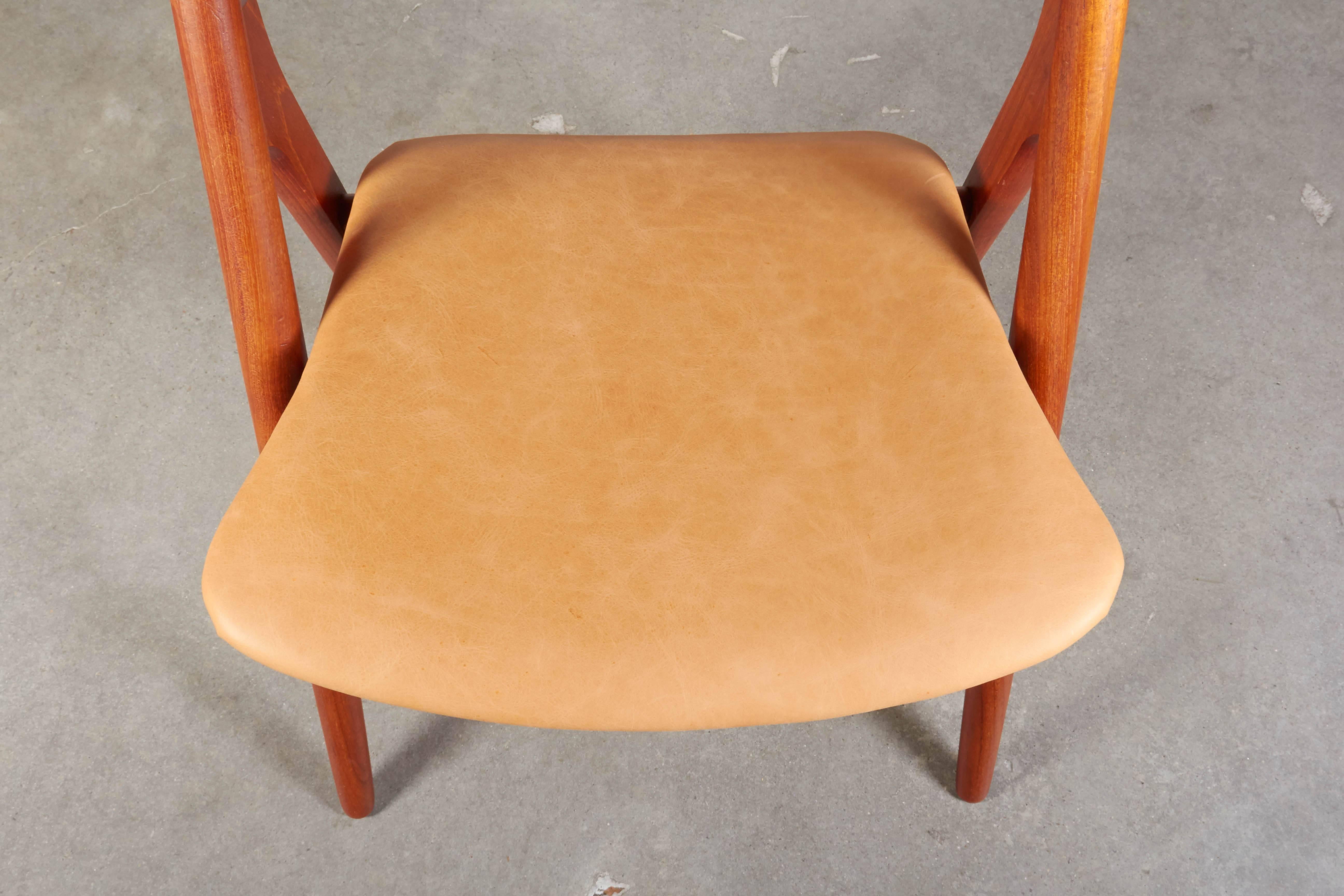 Teak Dining Chairs by Hans Wegner Sawbuck CH29, Set of Six For Sale 1