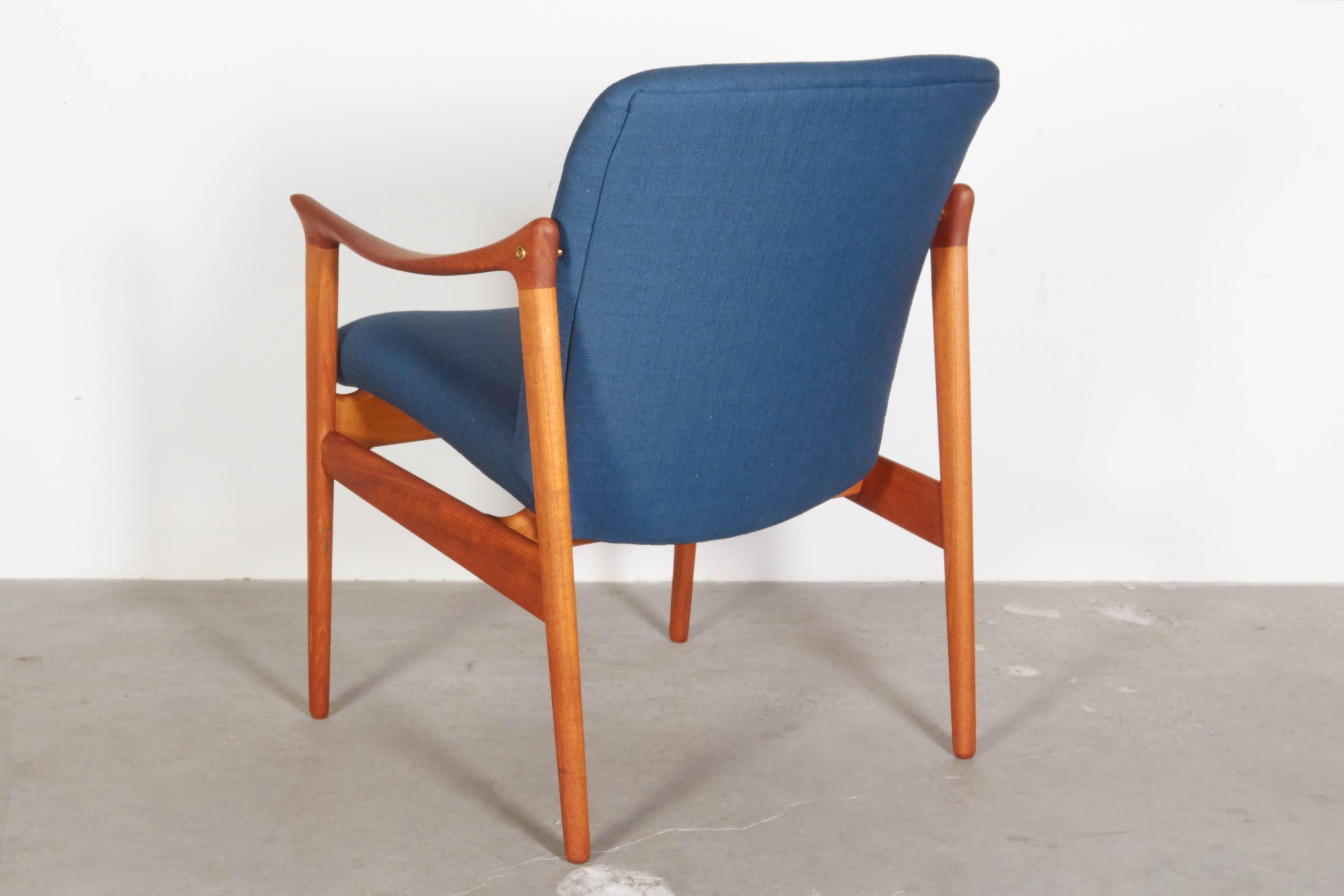 Oiled Mid Century Teak Arm Chair by Rastad & Relling
