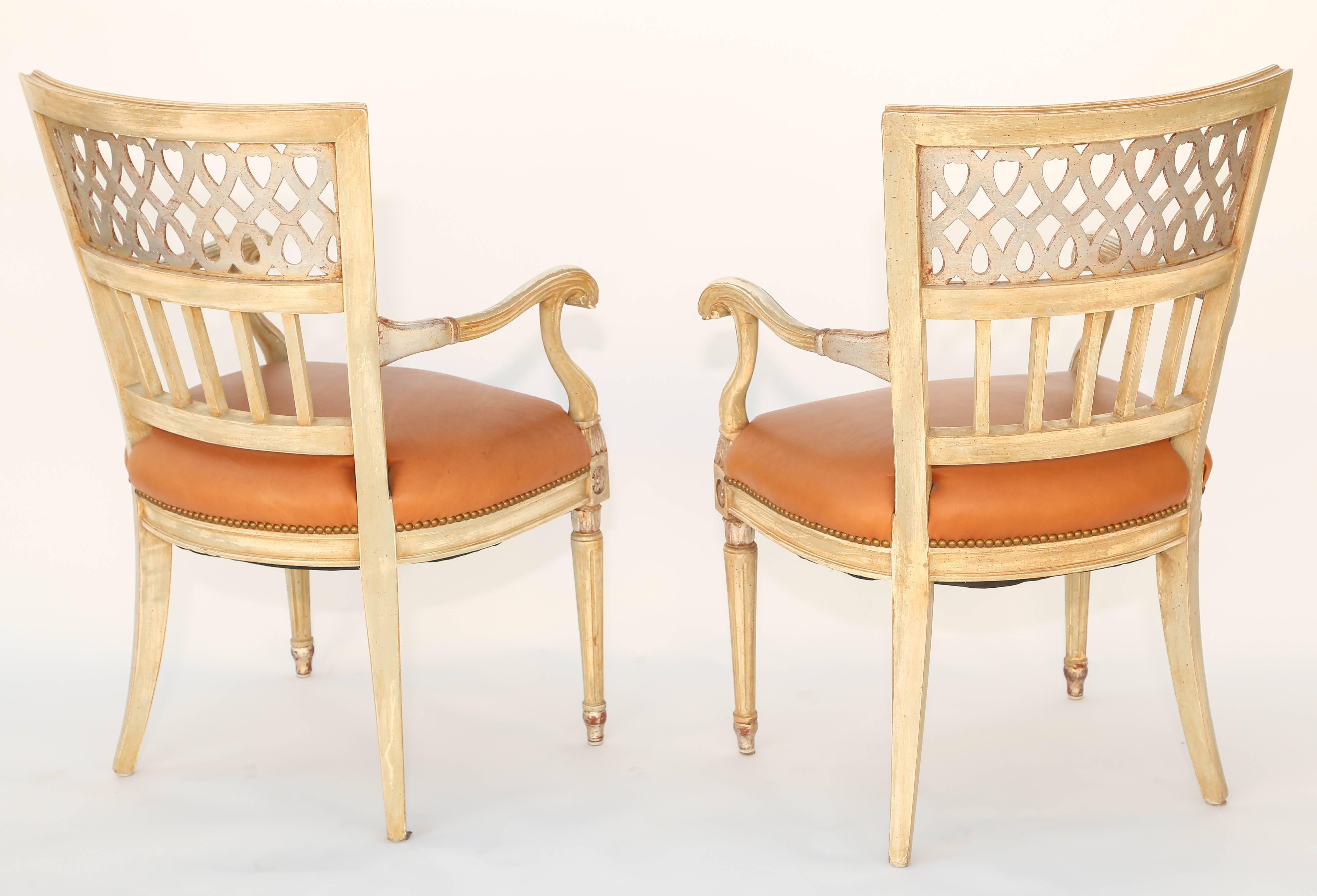Pair of Painted and Parcel Silvergilt Italian Armchairs, circa 1920s In Excellent Condition For Sale In West Palm Beach, FL