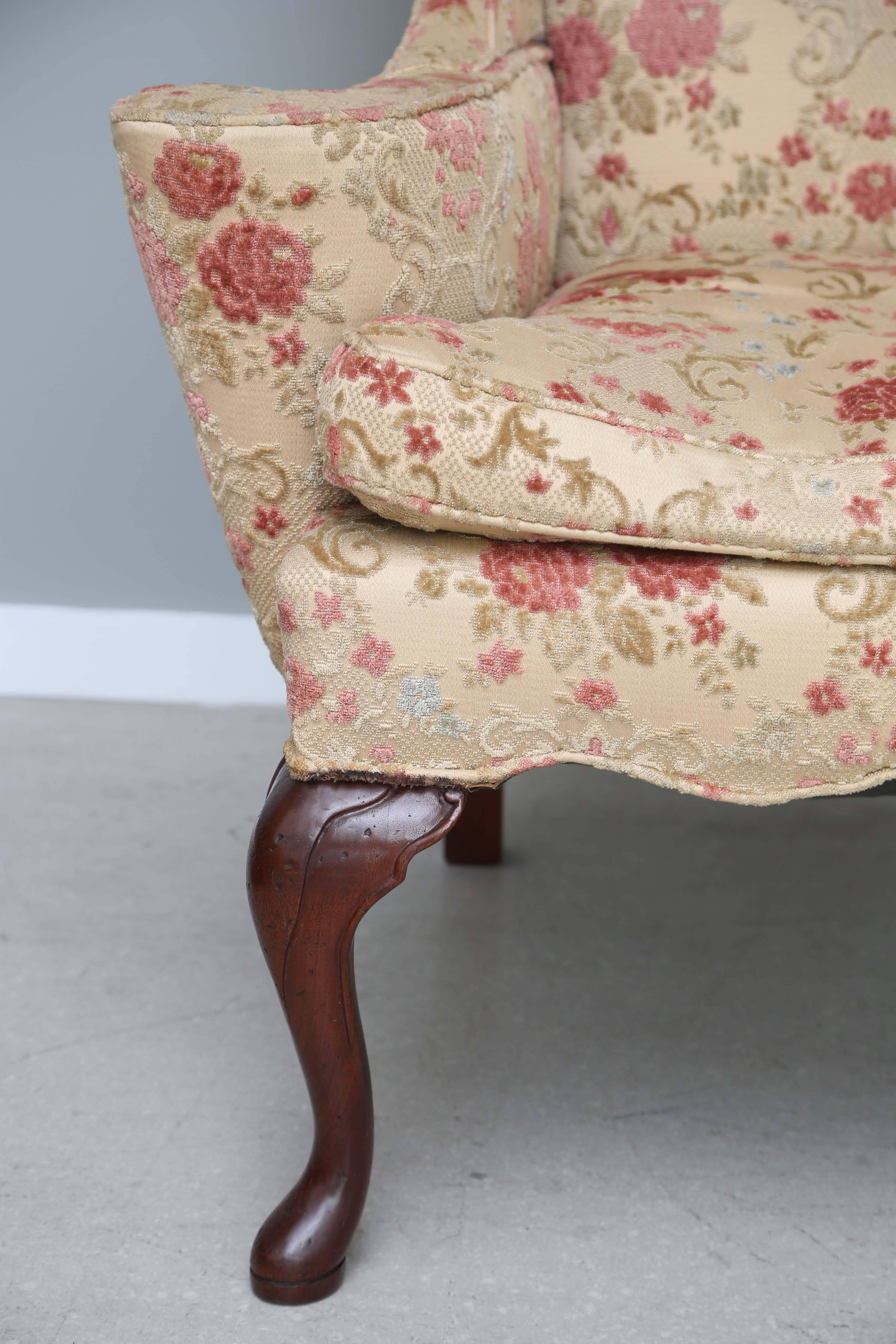 20th Century Dynamic Queen Anne Style Chair with Floral Upholstery For Sale