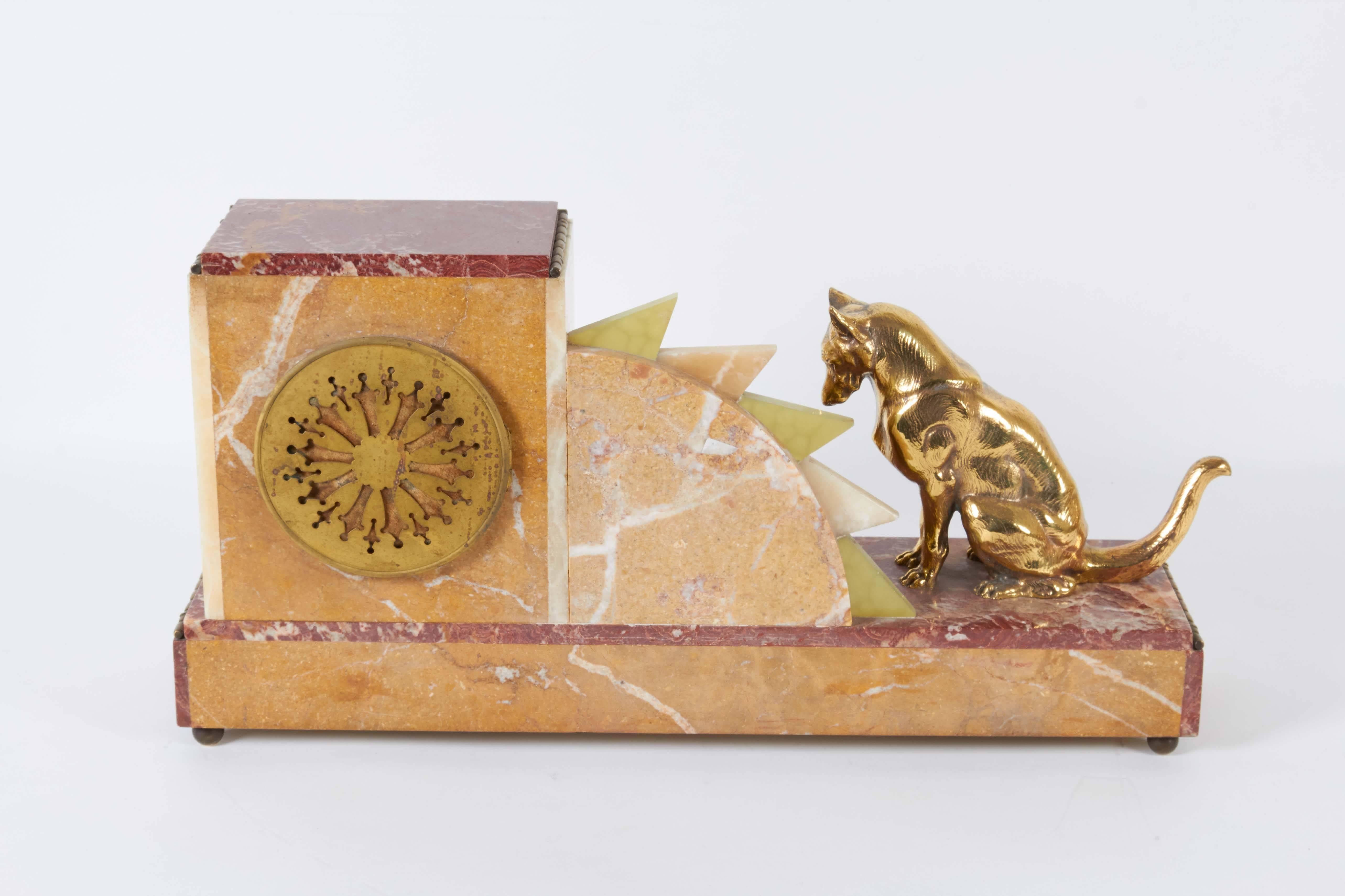Mid-20th Century Art Deco Marble Mantel Clock with Cat and Dog