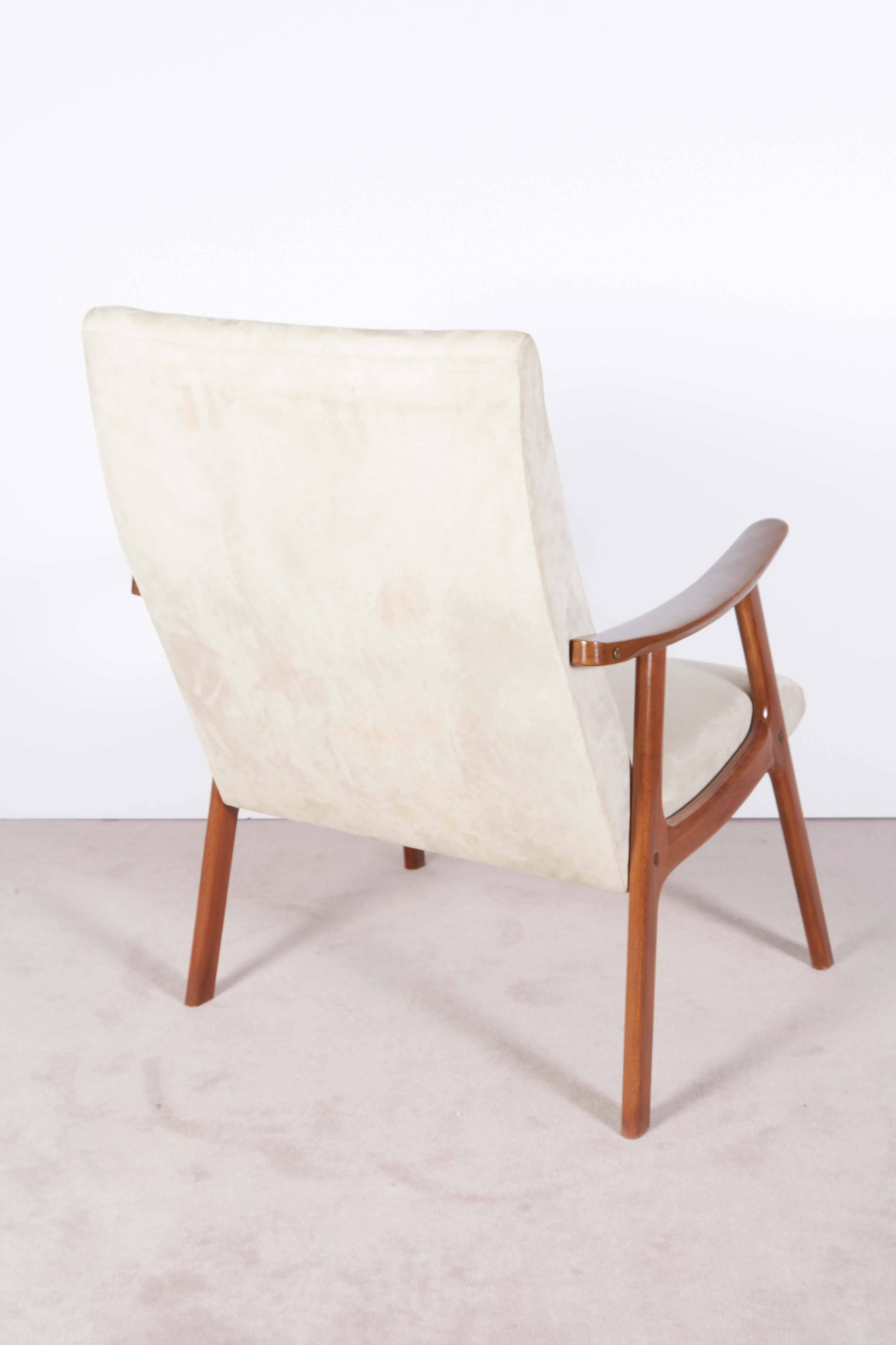 20th Century Danish Scandinavian Modern Lounge Chair