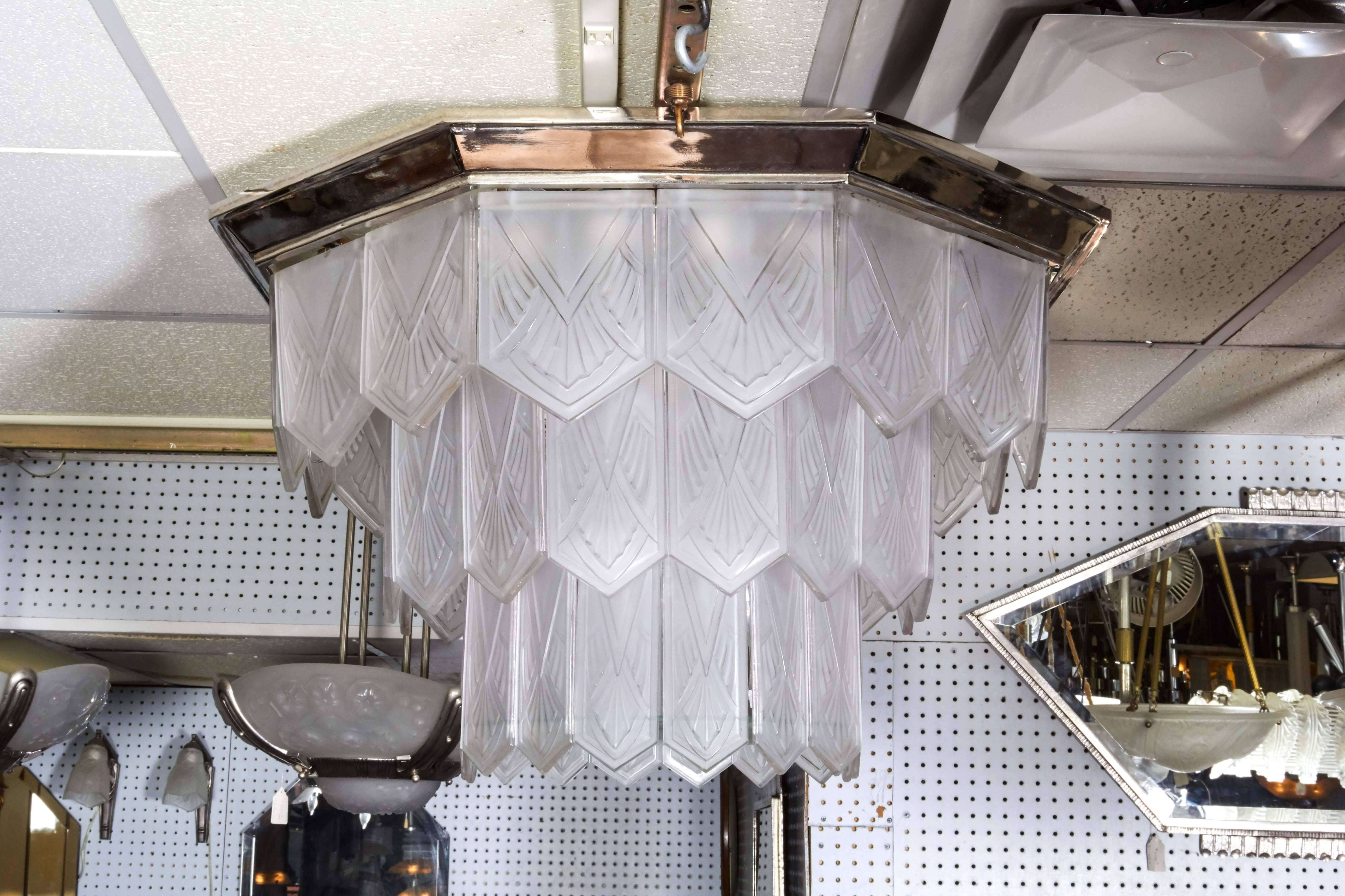 Palatial French Art Deco Frosted Art Glass Octagonal Chandelier, Signed Sabino In Good Condition For Sale In New York City, NY