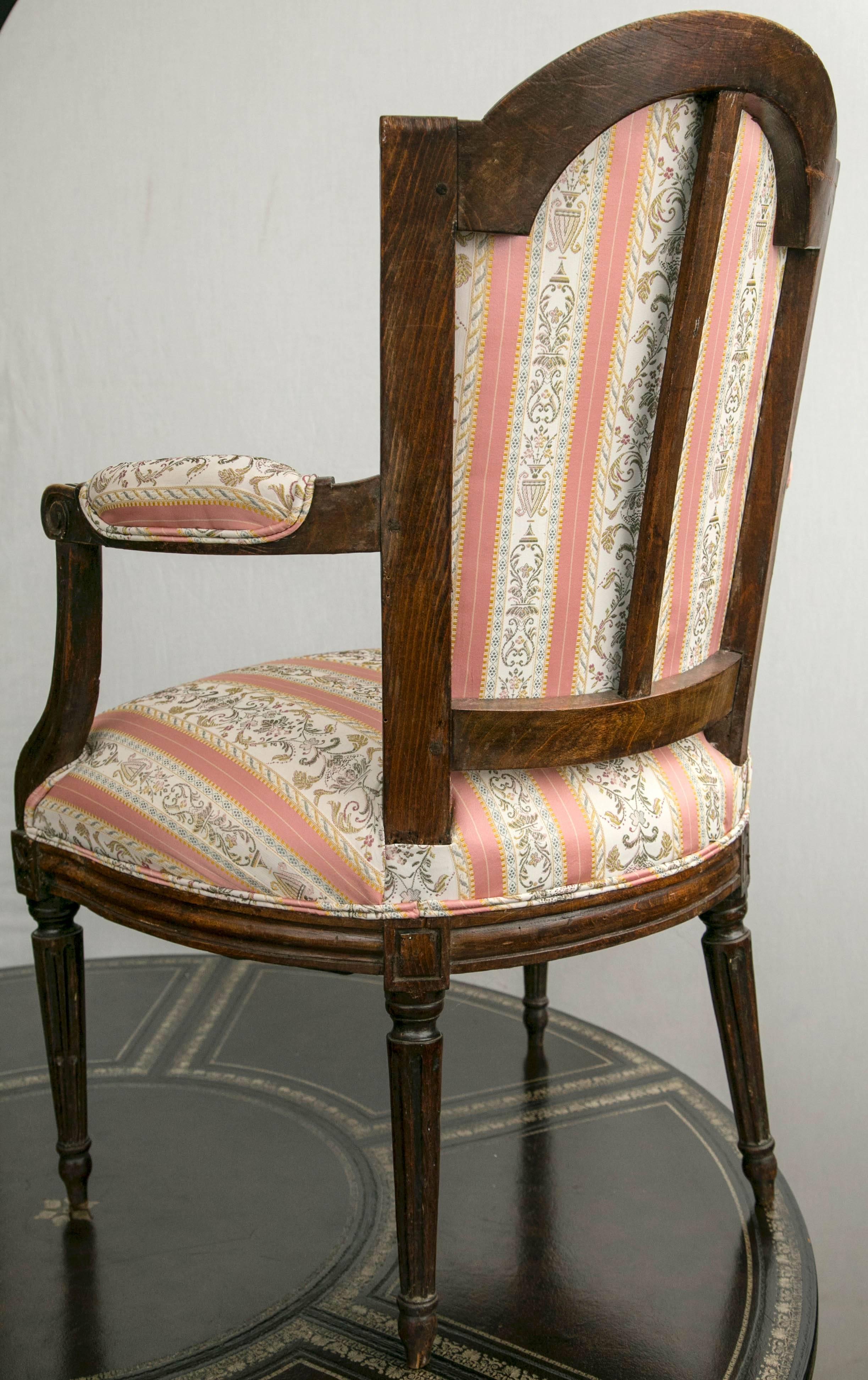 18th Century Pair of Louis XVI Cabriolet Fauteuils