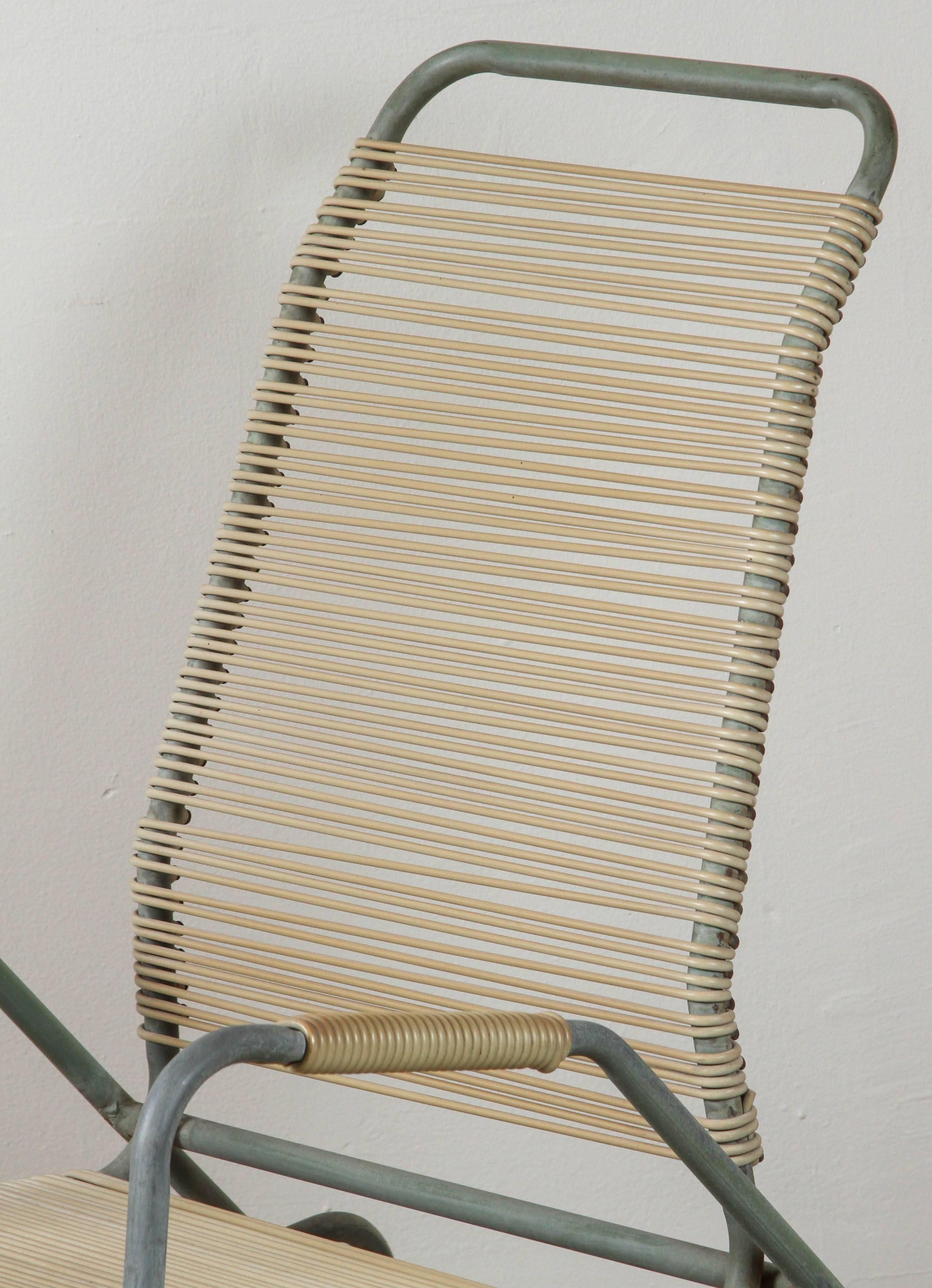 Mid-Century Modern Walter Lamb Style Glider Chair For Sale