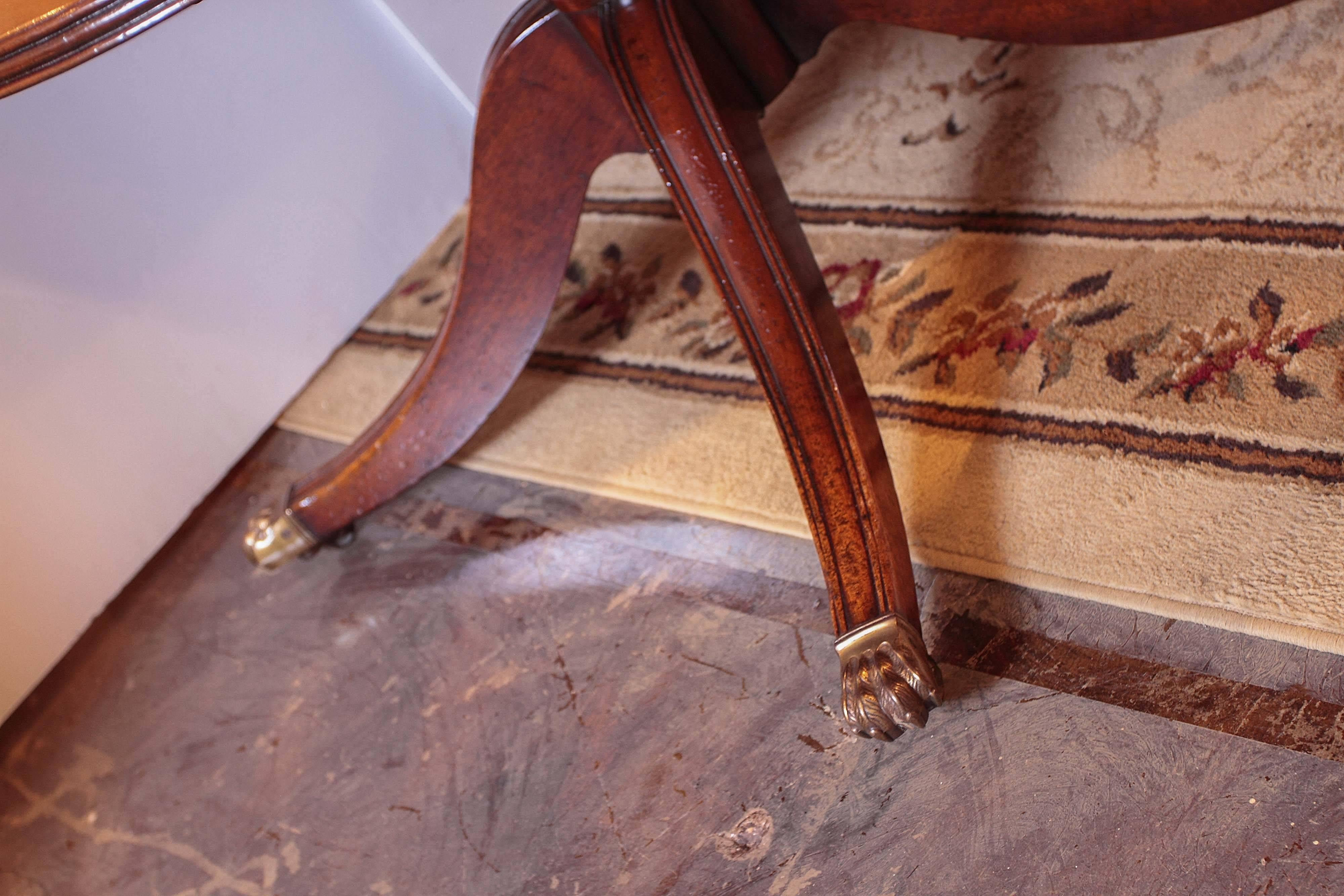 19th Century English Regency Style Mahogany Banquet Table 7