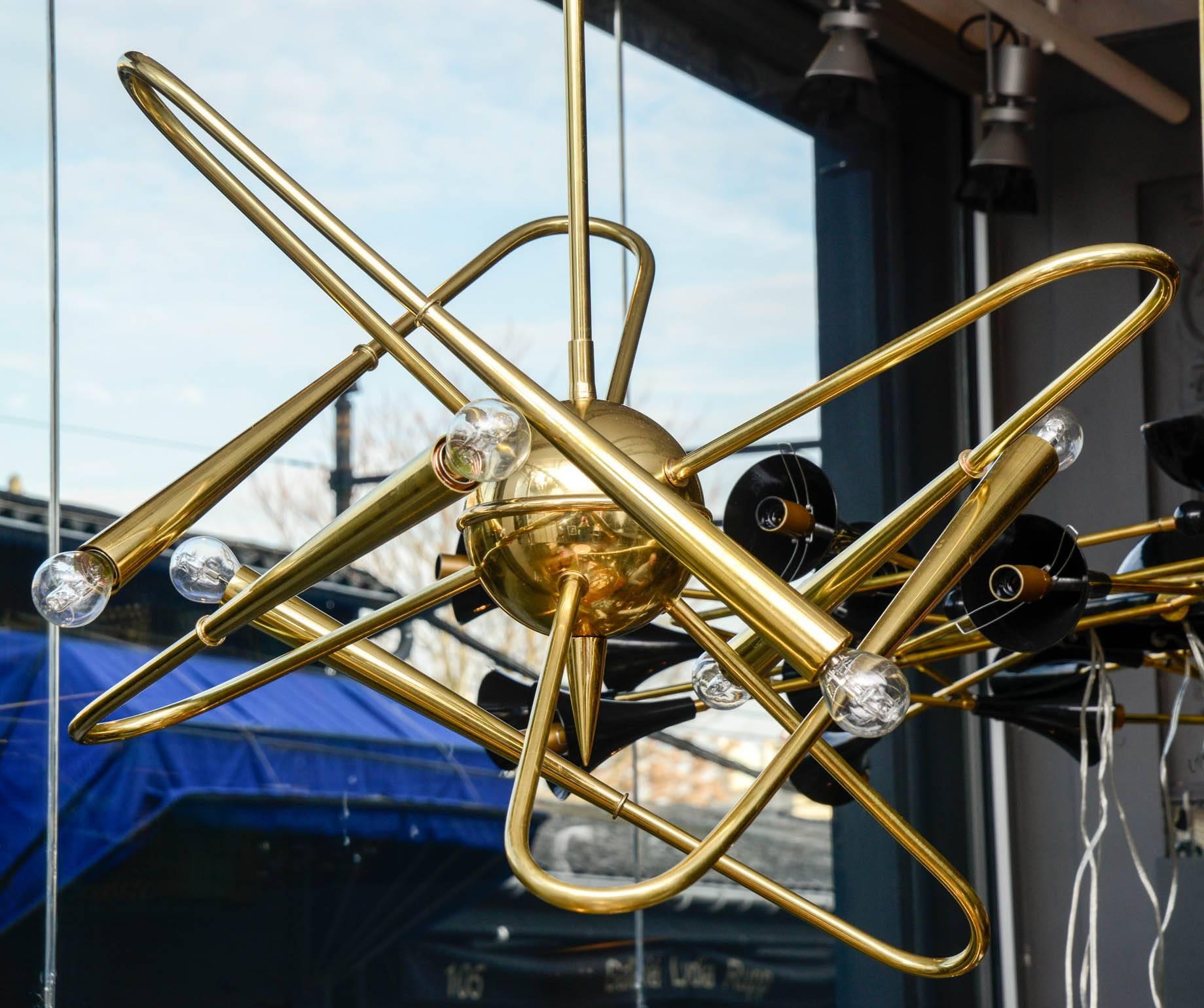 Unusual Brass Sputnik Chandelier In Excellent Condition In Saint-Ouen, IDF