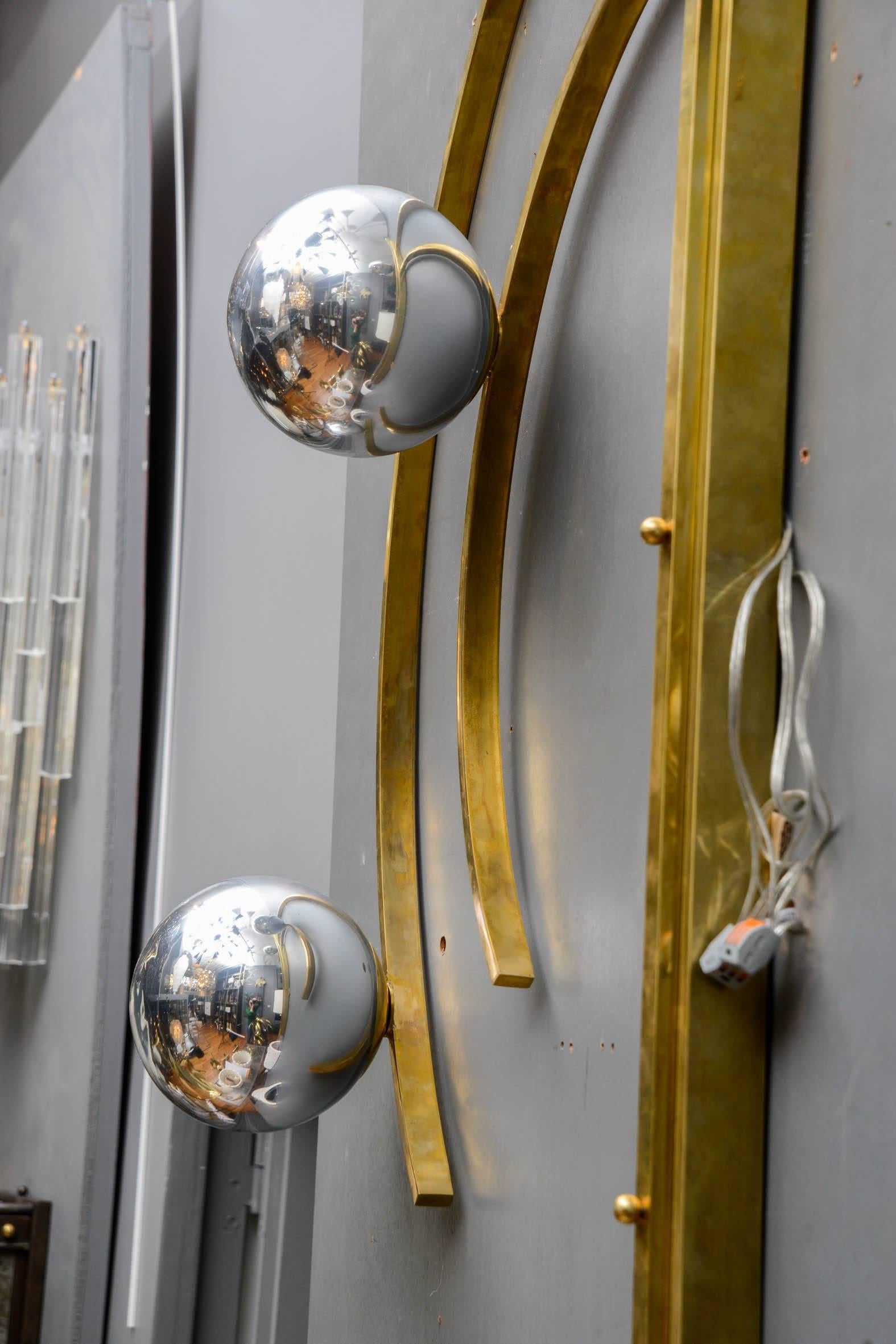 Set of Six Original Brass and Murano Glass Globes Brass Wall Sconces 1