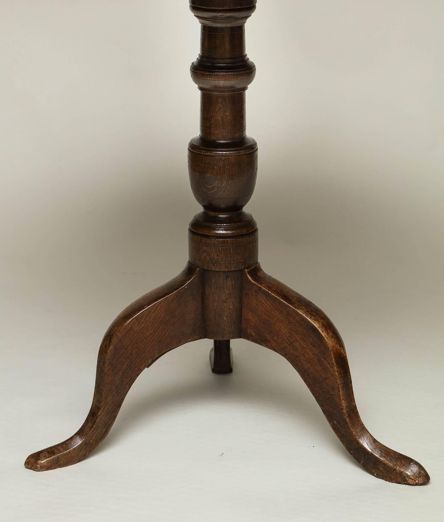 Mid-18th Century George II Burr Oak Tripod Table