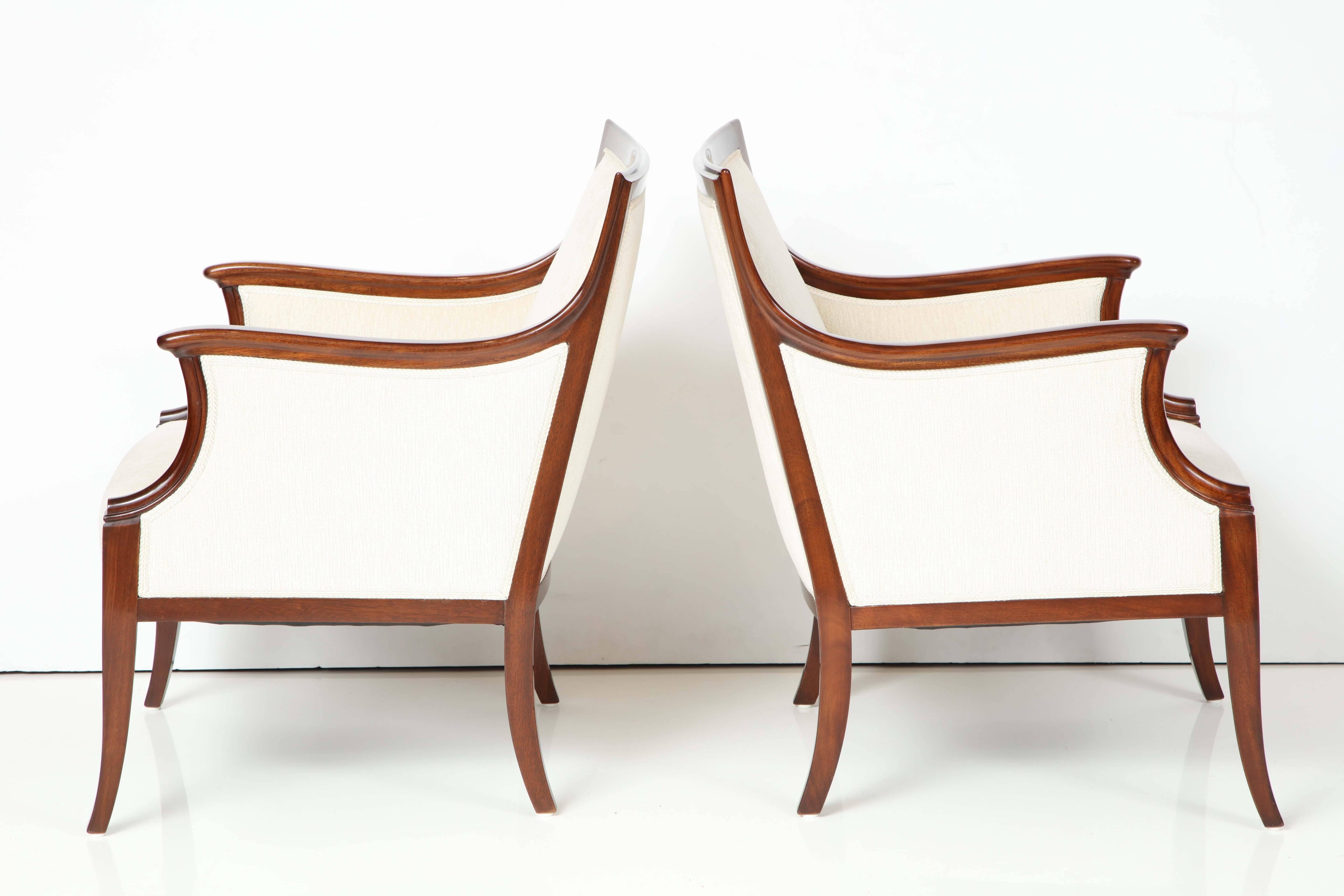 Pair of Frits Henningsen Mahogany and Upholstered Armchairs, circa 1940s In Excellent Condition In New York, NY