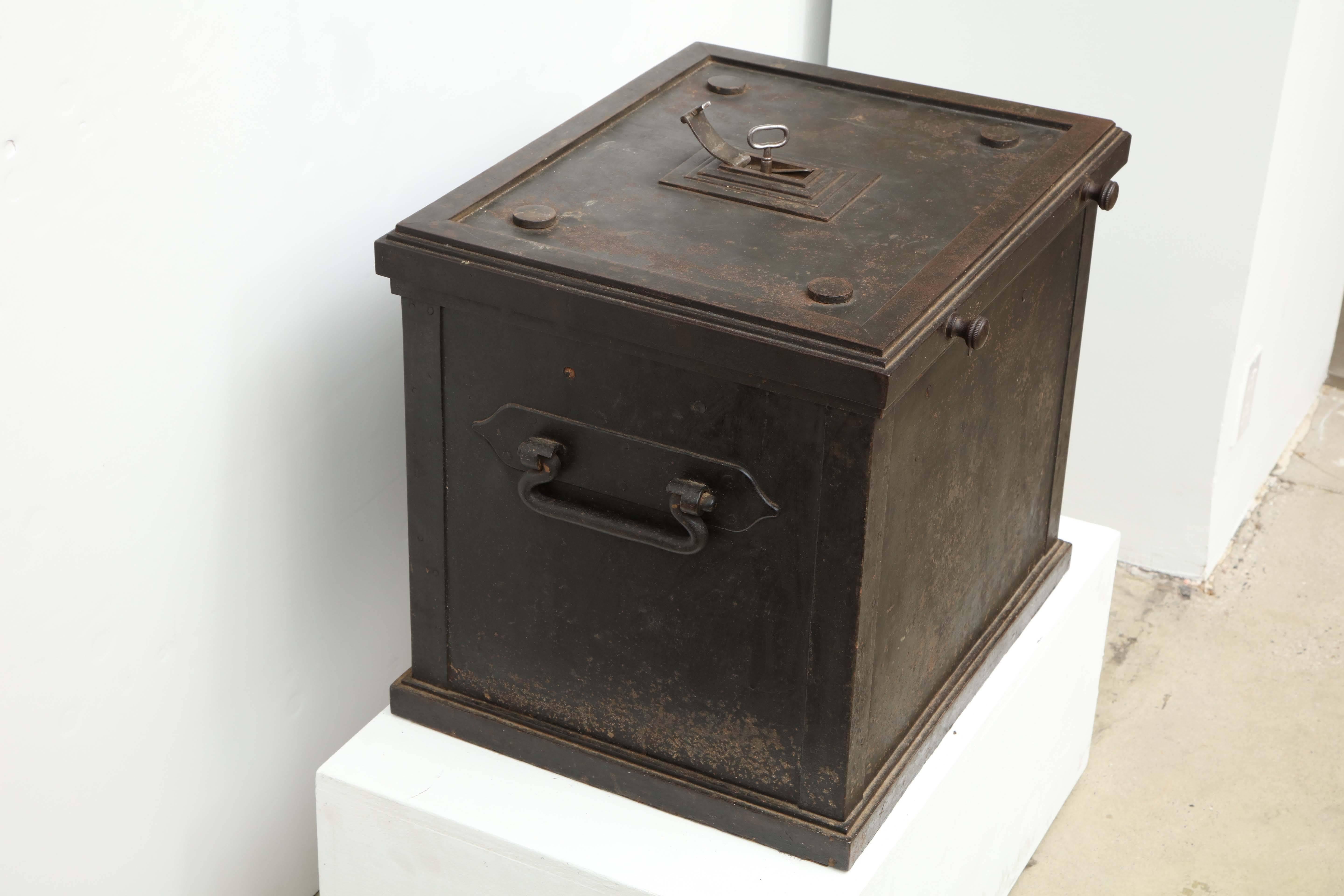 Neoclassical Revival Danish Painted Steelsafe with Hidden Lock, 19th Century For Sale