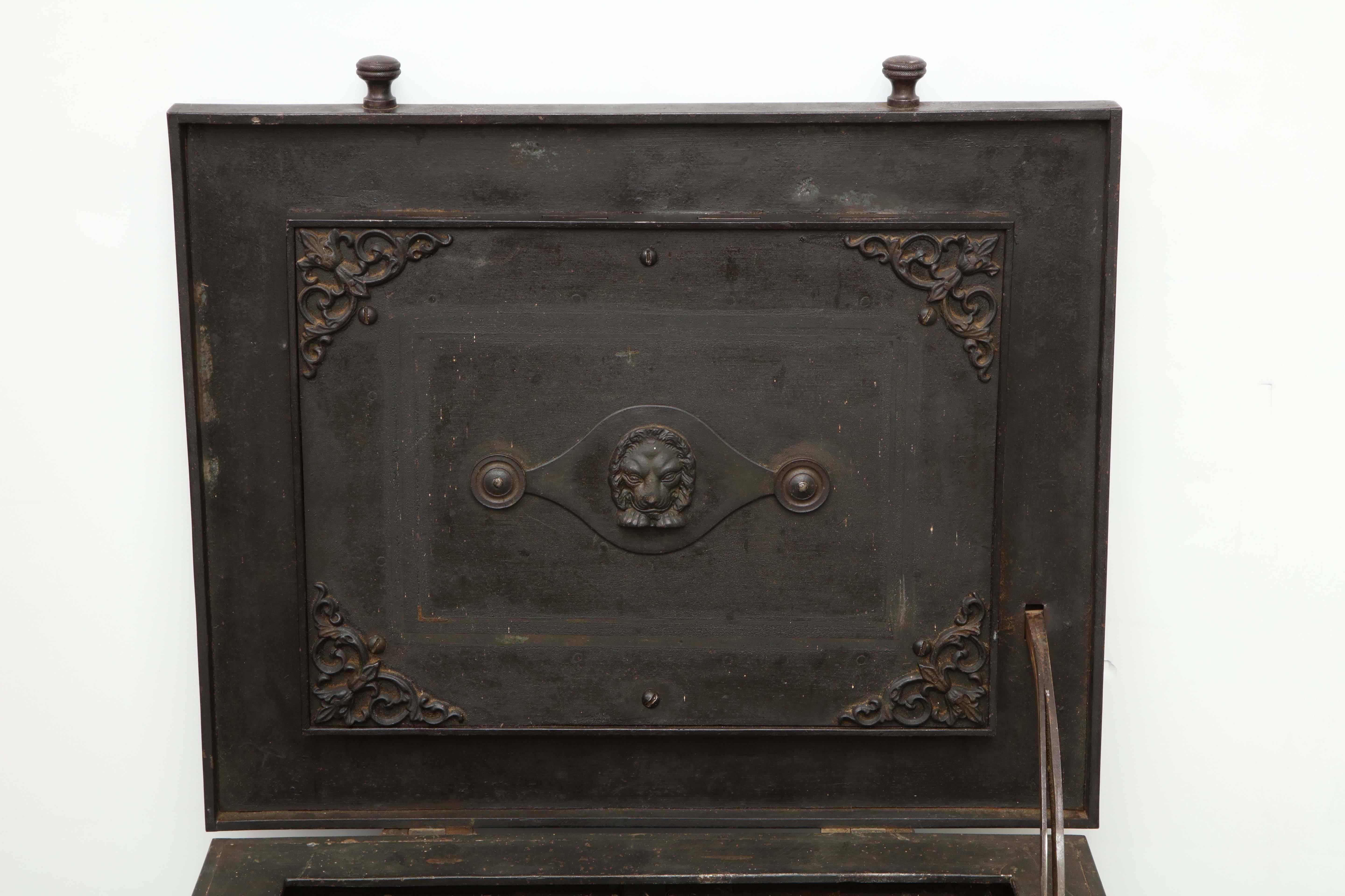 Danish Painted Steelsafe with Hidden Lock, 19th Century For Sale 4