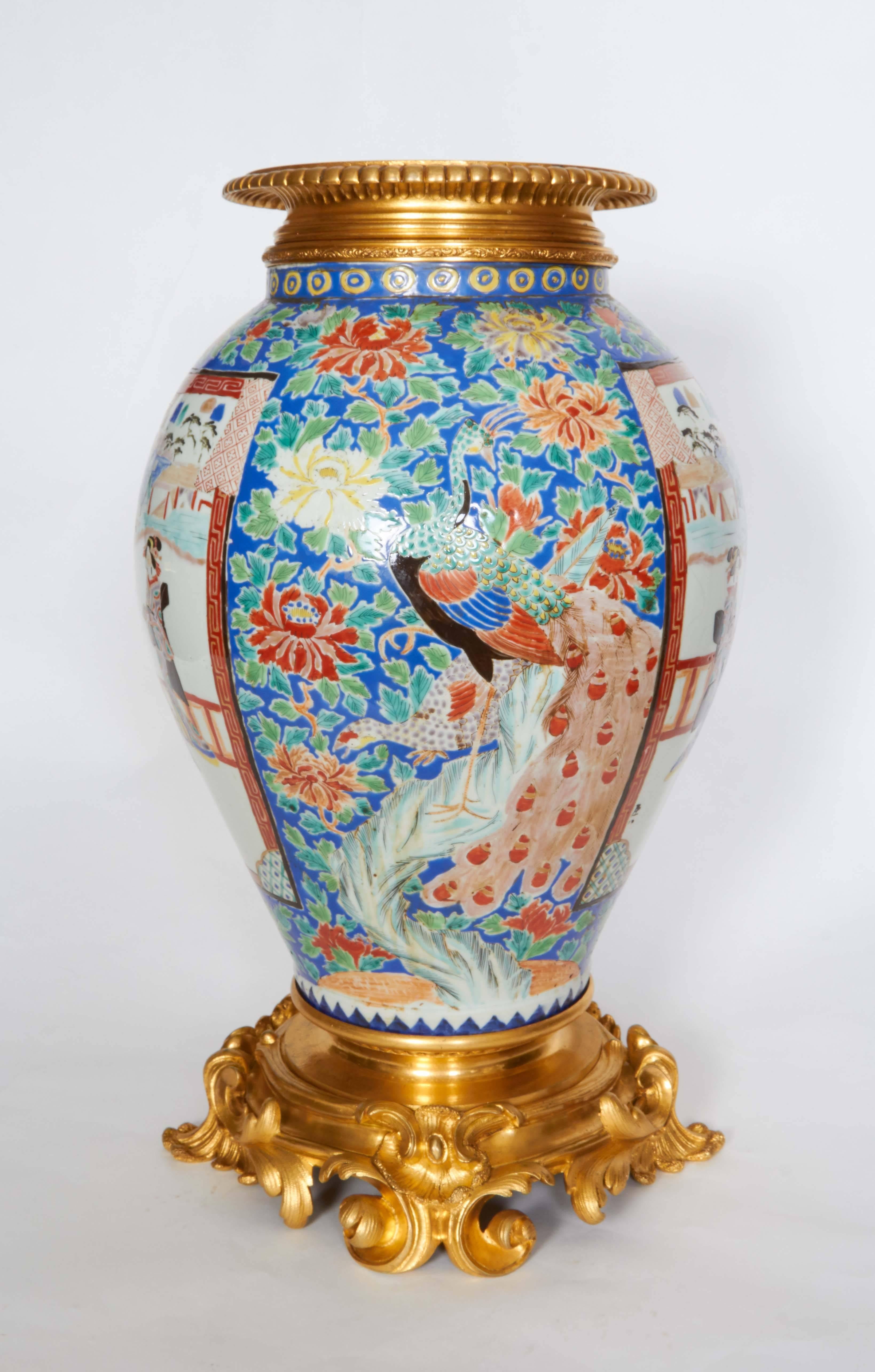 Louis XV Style Ormolu-Mounted Asian Porcelain Vase In Excellent Condition In New York, NY