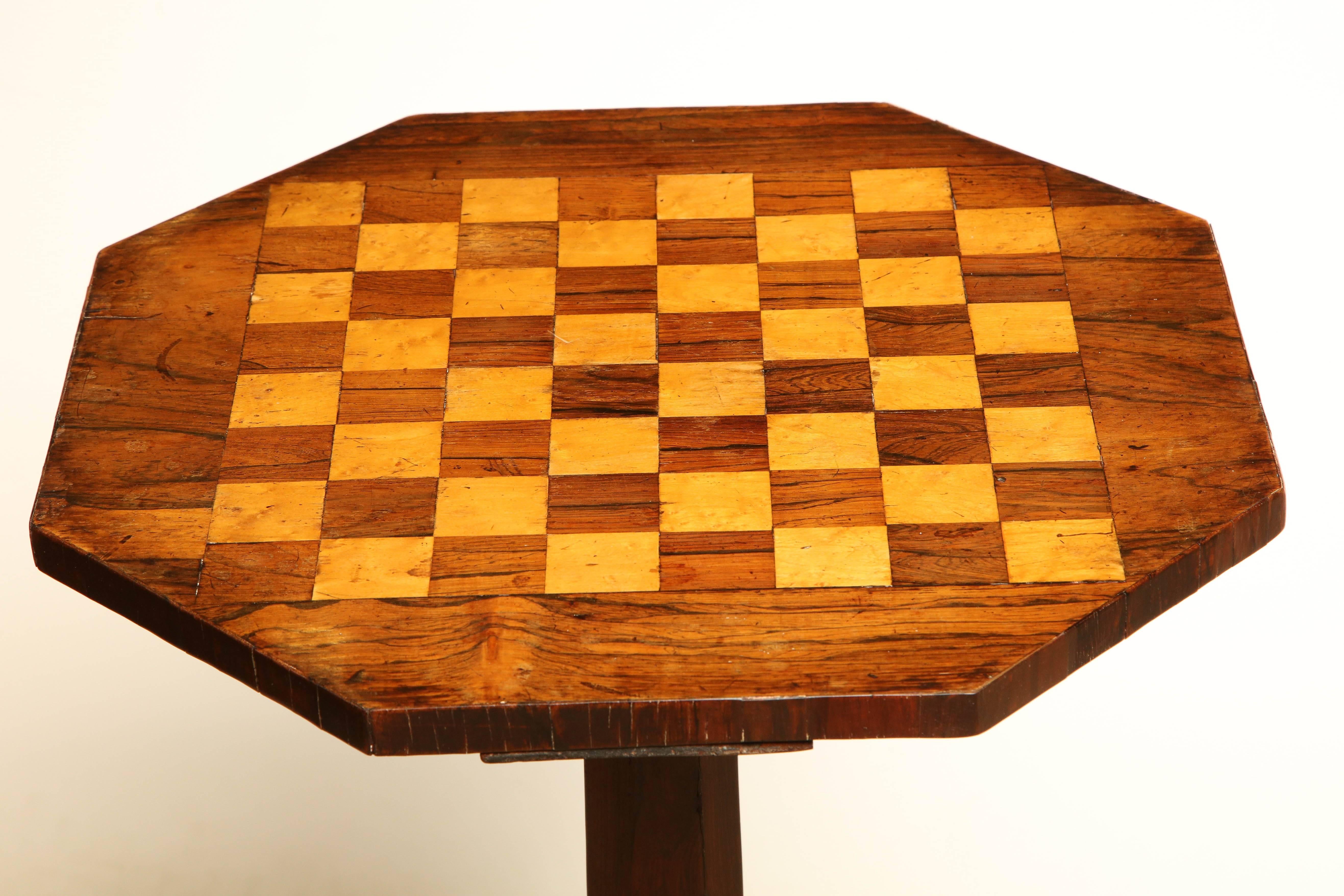 Mid-19th Century English Octagonal Table with Game Board Top 2