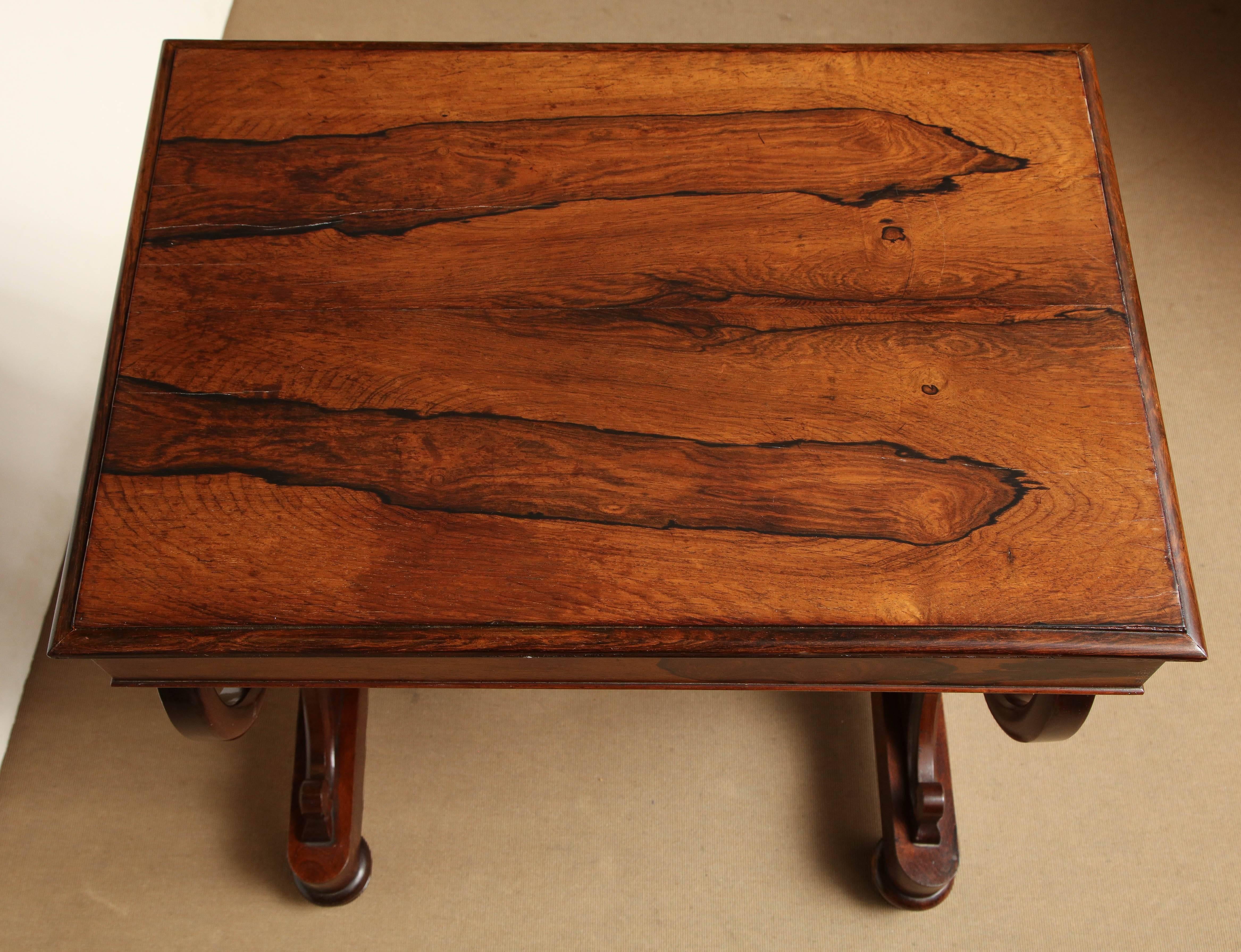 Mid-19th Century English Worktable with Fitted Drawer 5