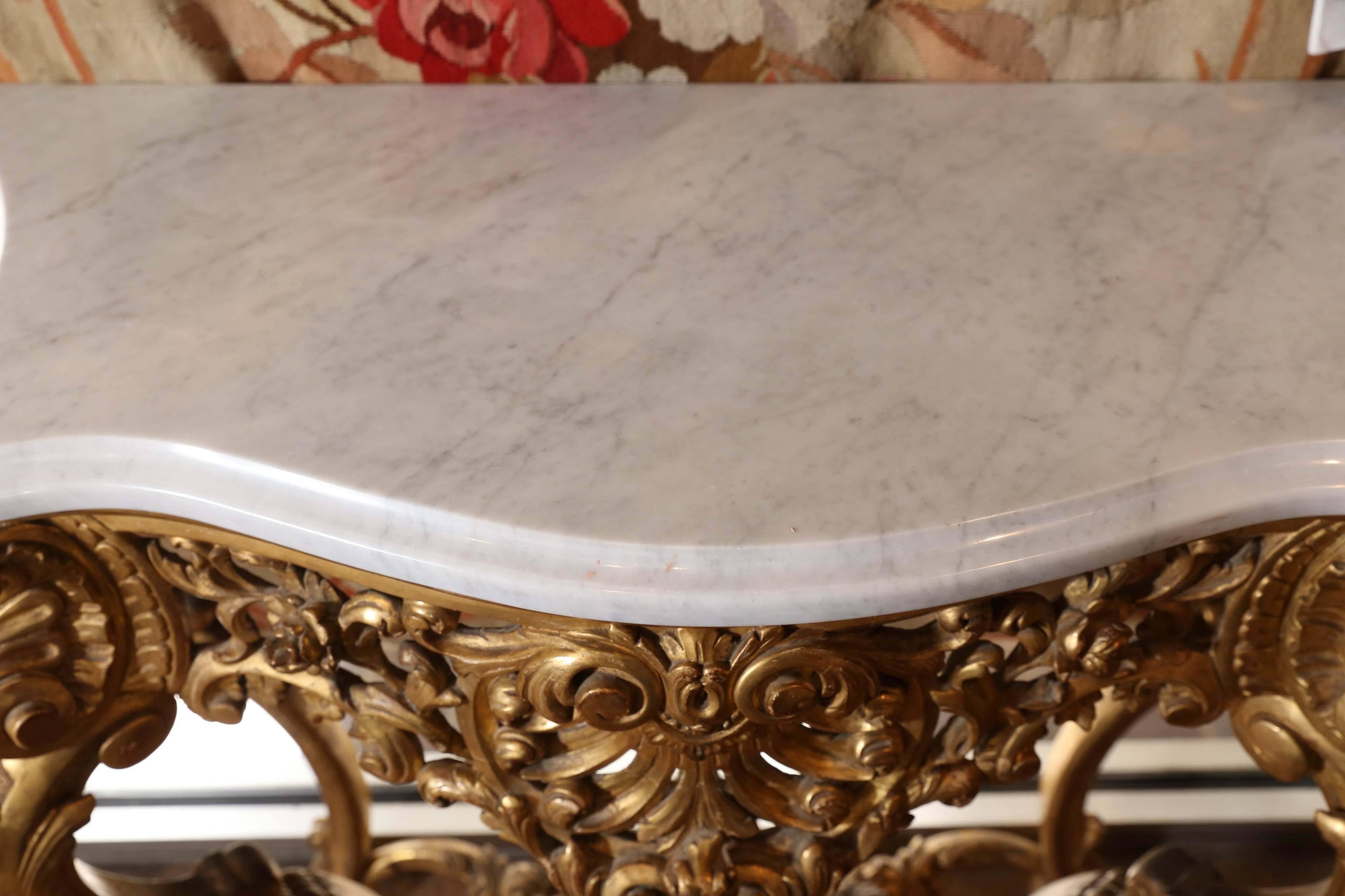 Fine Louis XV Style Giltwood Console with White Marble Top, Late 19th Century 1