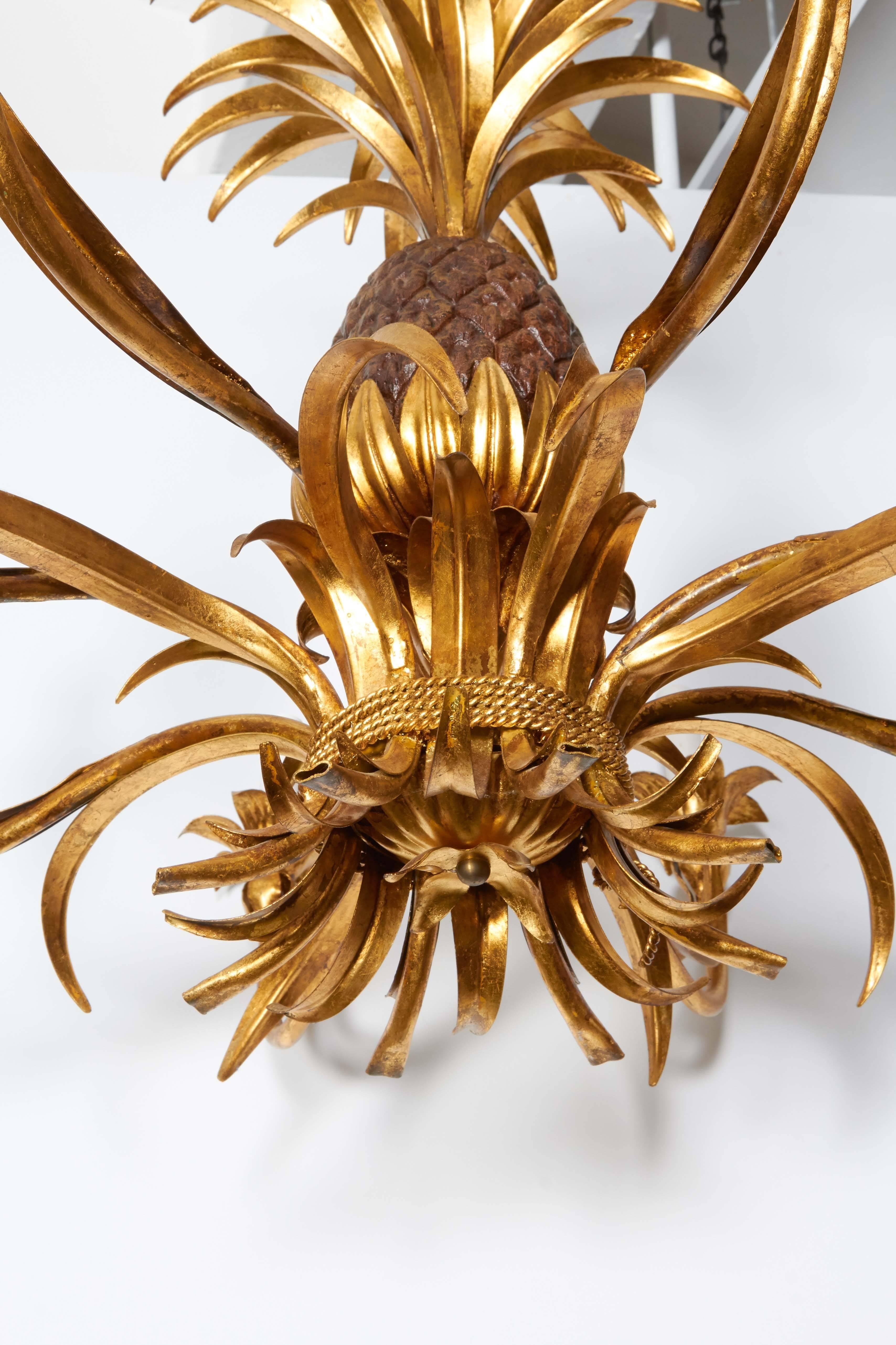 Hollywood Regency Gilt Tole Pineapple Eight-Arm Chandelier 2