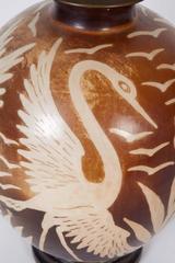 Round Pottery Lamp with Cranes