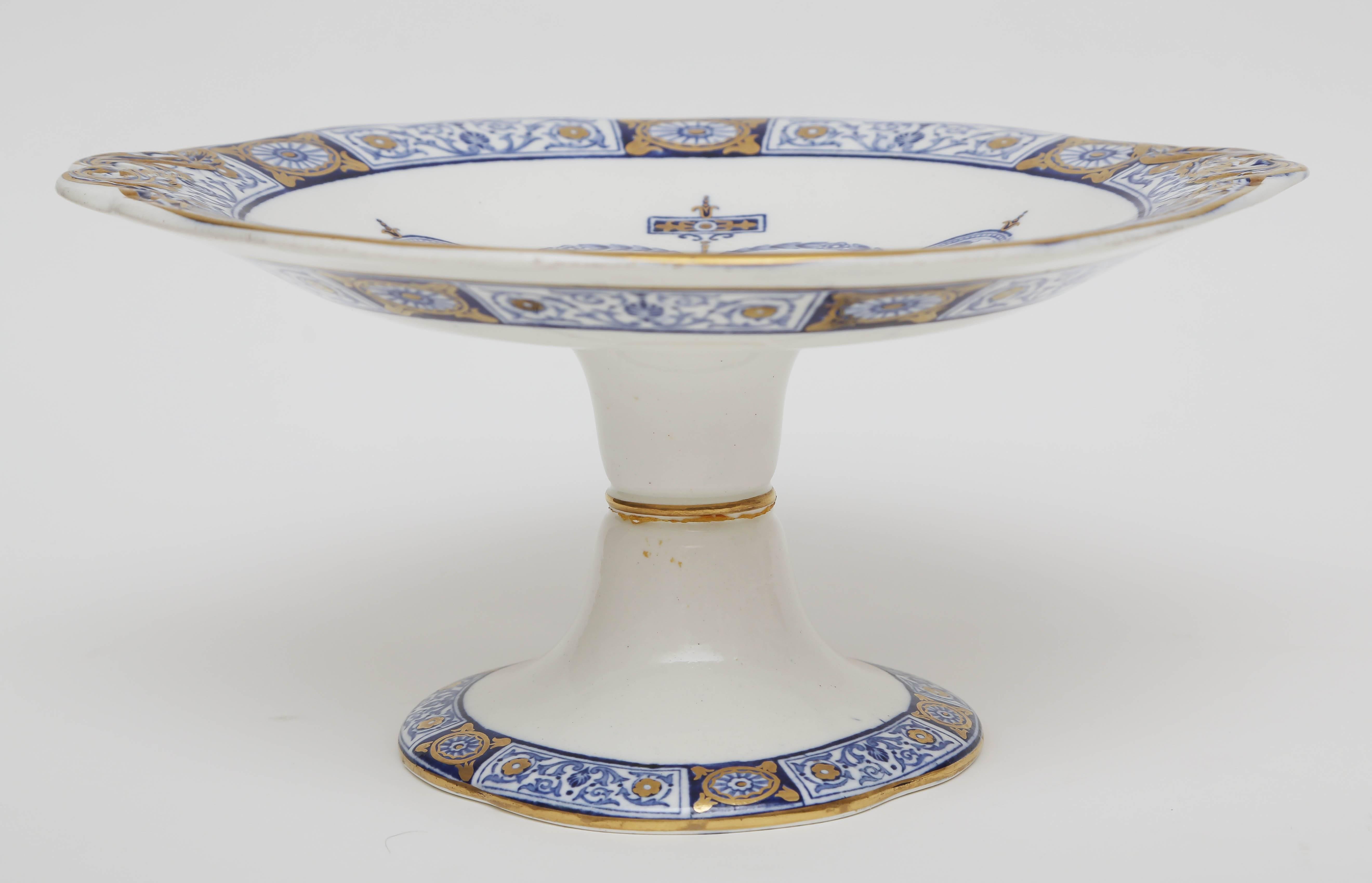 Hand-Crafted Pair of 19th Century Wedgwood England Dessert Compotes or Tazzas, Blue and Gold