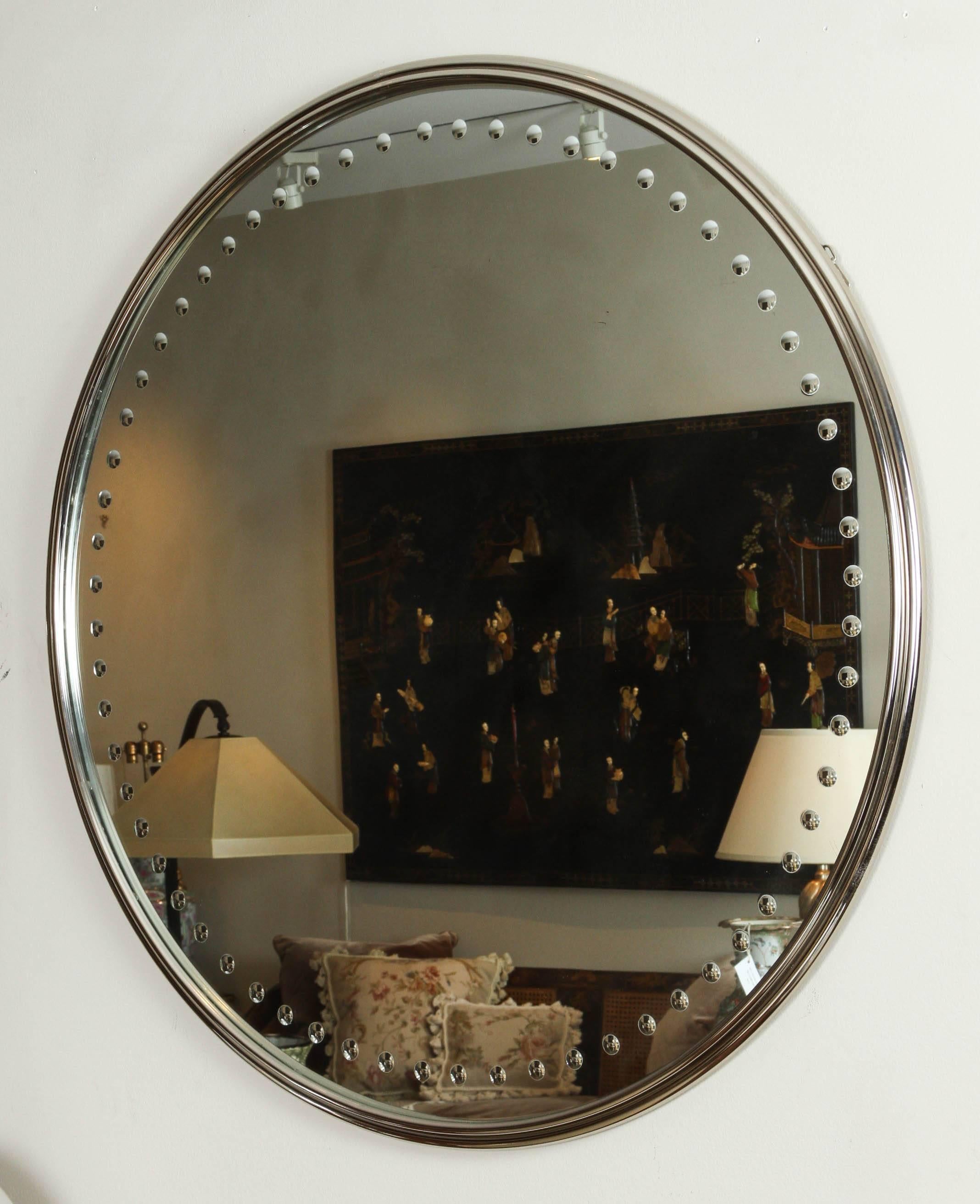 Impressively Scaled Round Mirror with Antique Silver Finish Deco /Modern  In Excellent Condition In Los Angeles, CA